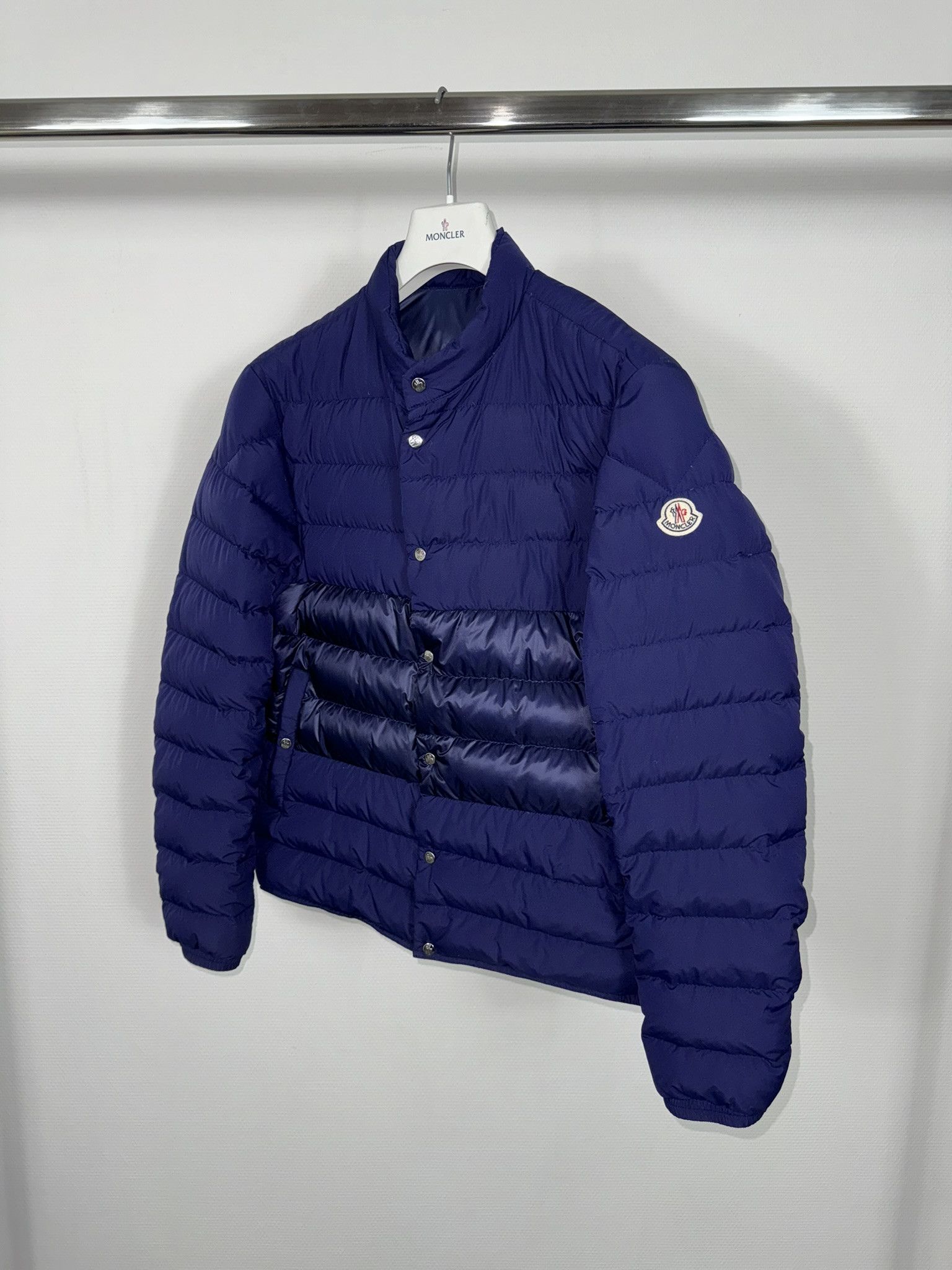 Moncler Moncler jacket Pilat size 3 navy blue Size US L / EU 52-54 / 3 - 2 Thumbnail