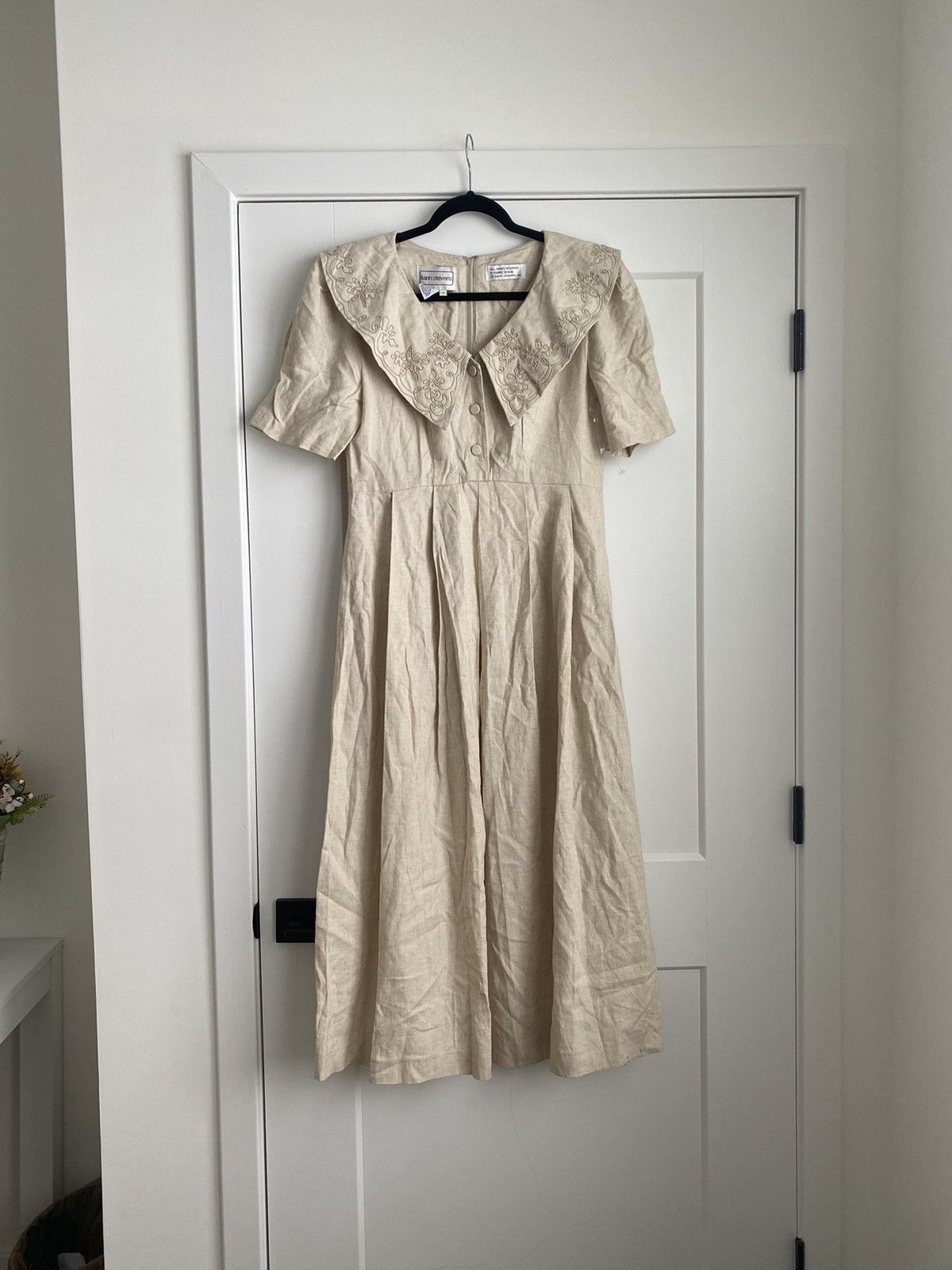 Other NWT Karin Stevens Women’s Dress Beige Dress Size 8 Size M / US 6-8 / IT 42-44 - 1 Thumbnail