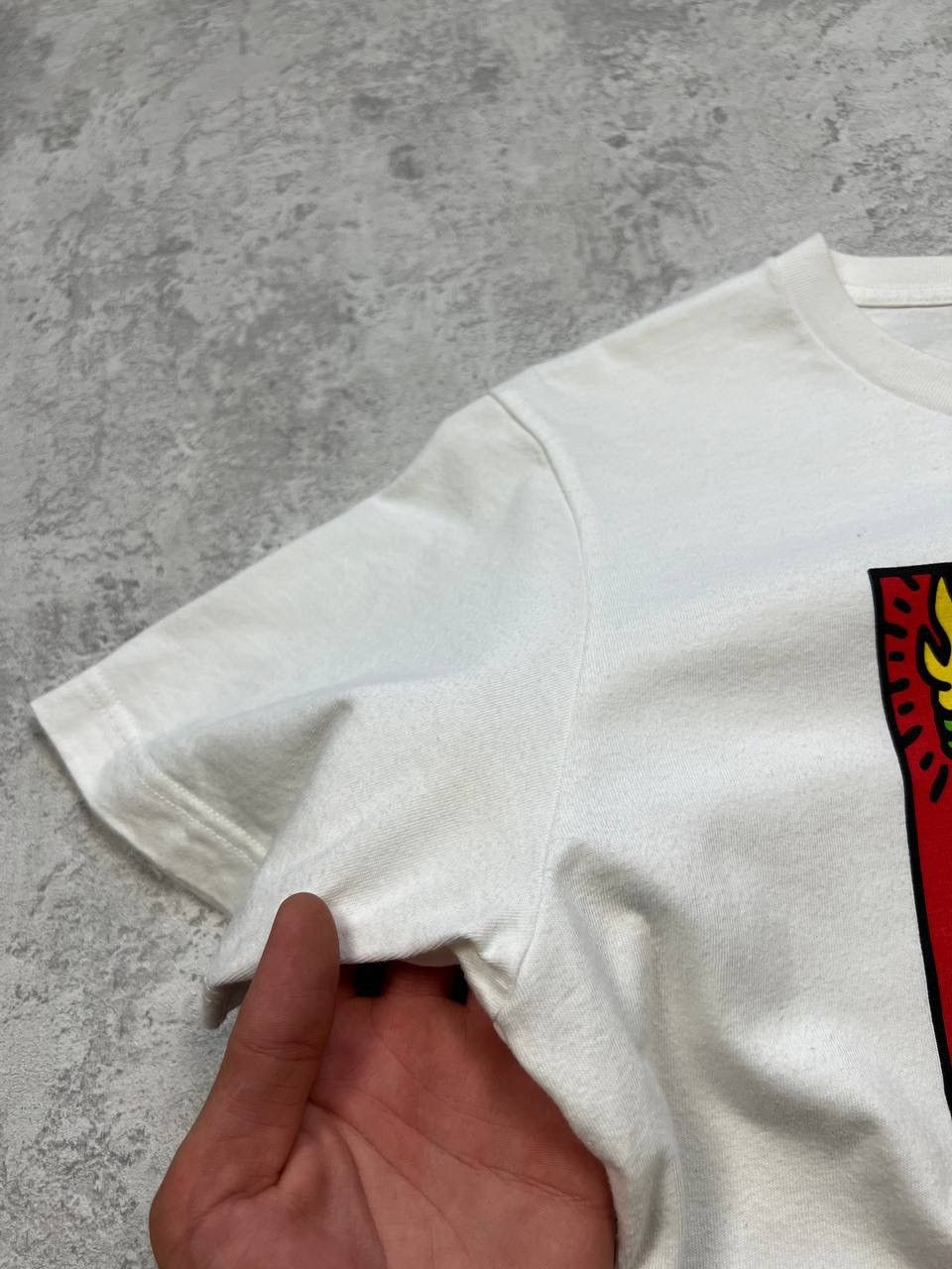 Uniqlo Vintage Uniqlo Keith Haring Japanese T-Shirt Size US S / EU 44-46 / 1 - 10 Thumbnail