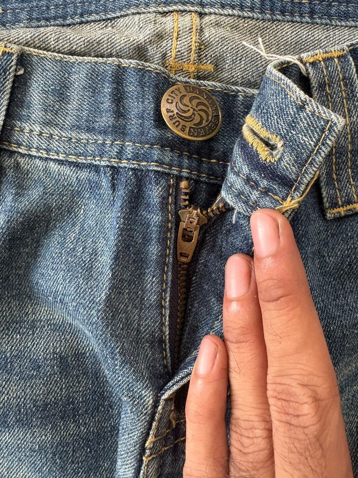 Japanese Brand Vintage Banana Seven Distressed Embroidery Bootcut Jeans Size 31" - 3 Thumbnail