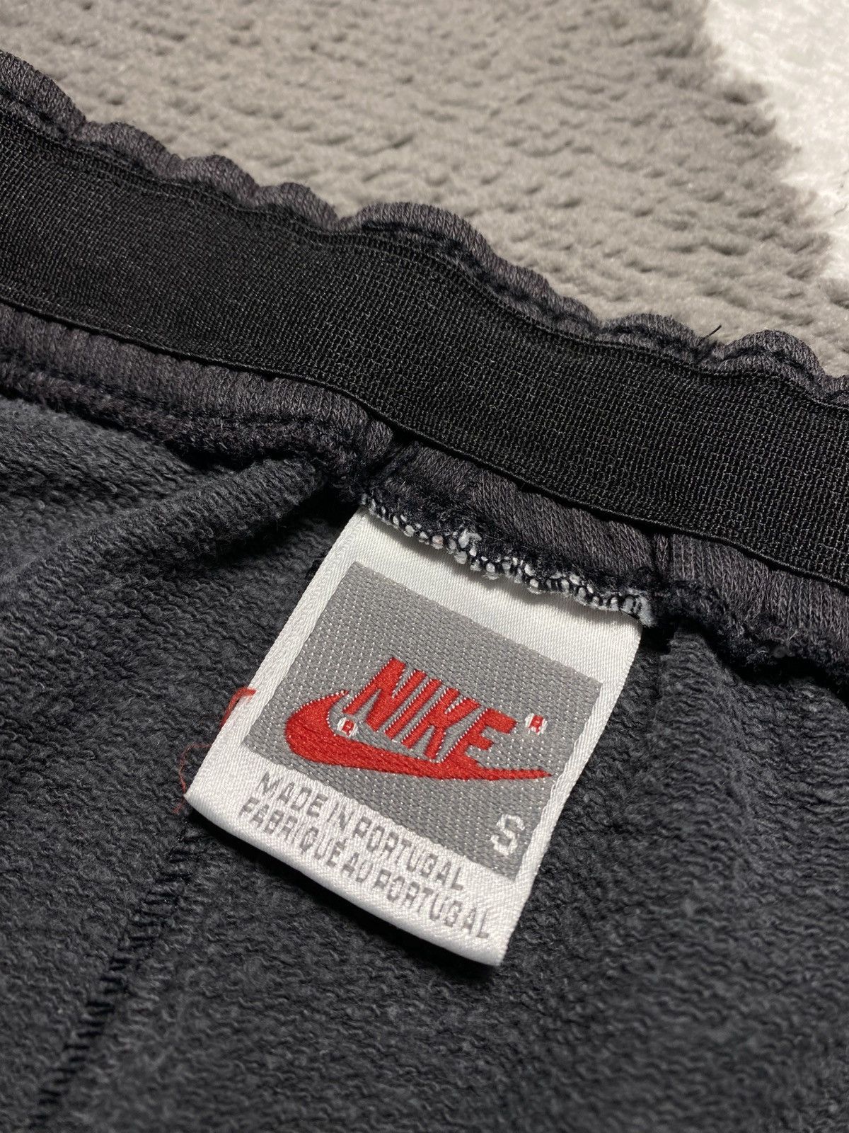 Nike × Vintage Vintage 80’s Nike Swoosh Loose Fit Sweatpants Size US 30 / EU 46 - 12 Thumbnail