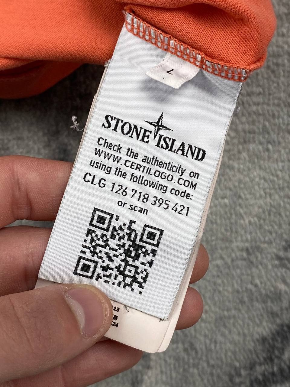 Stone Island Stone Island Patch Logo T Shirt Men Size L Size US L / EU 52-54 / 3 - 13 Thumbnail