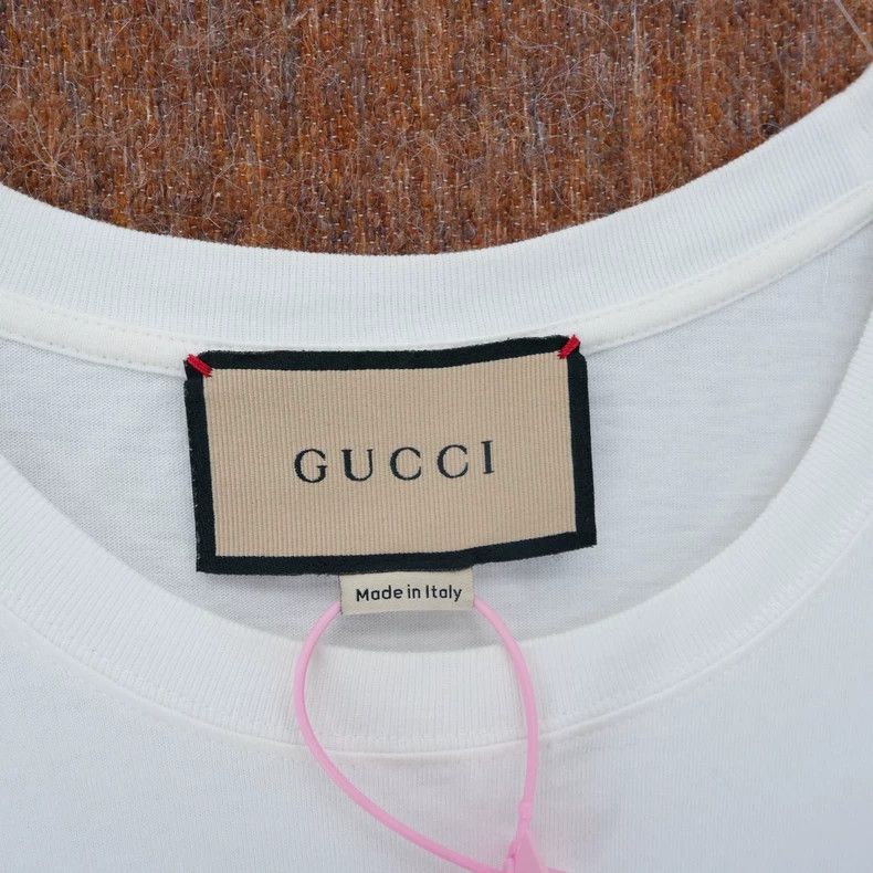 Gucci Gucci Logo Print Short Sleeve TShirt-2506 Size US M / EU 48-50 / 2 - 3 Thumbnail