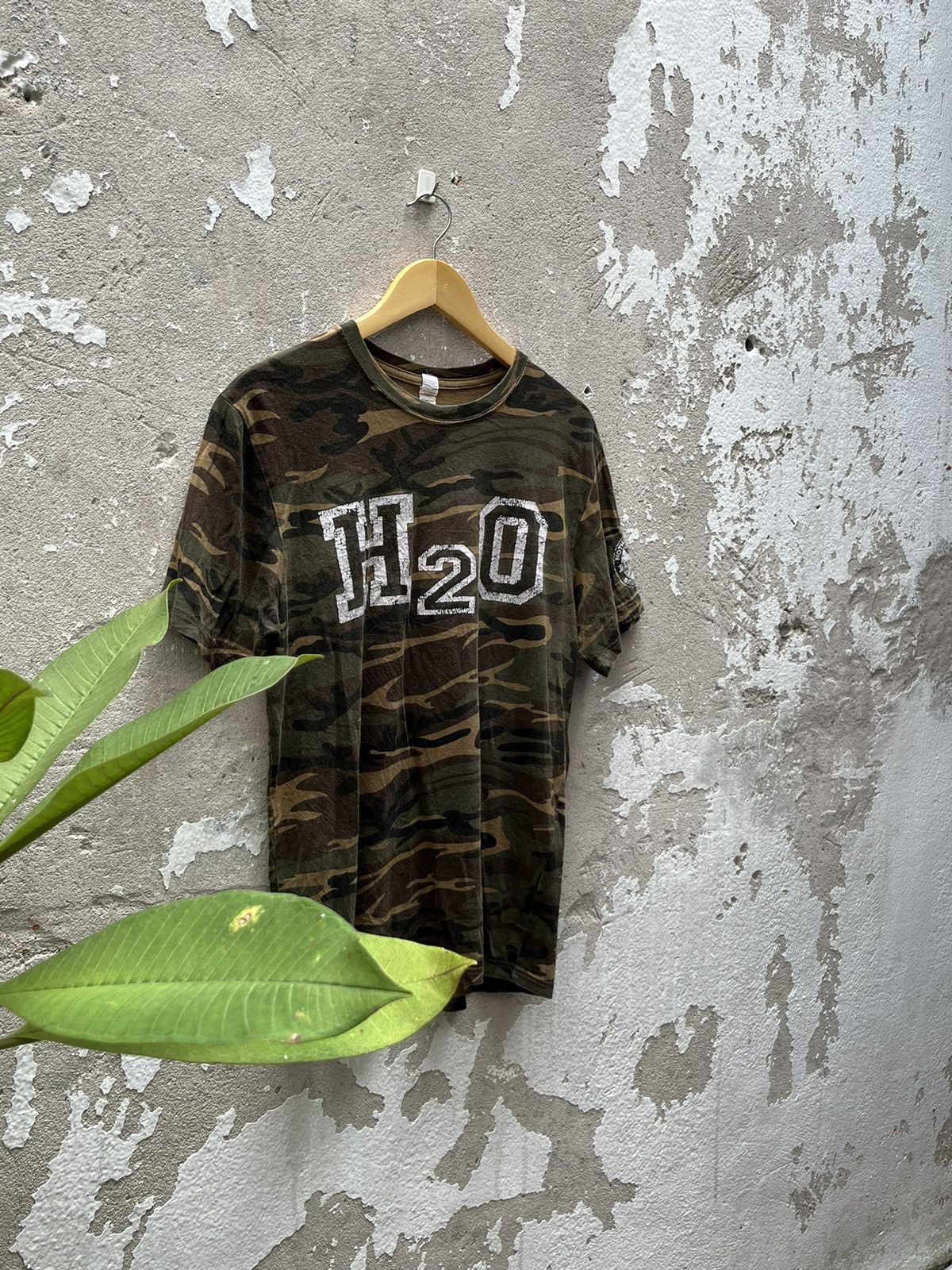 Band Tees H20 Size US M / EU 48-50 / 2 - 1 Thumbnail