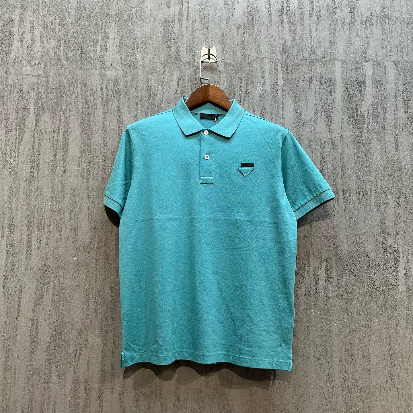 Prada Prada Logo Patch Polo Shirt Size M Size US M / EU 48-50 / 2 - 1 Thumbnail