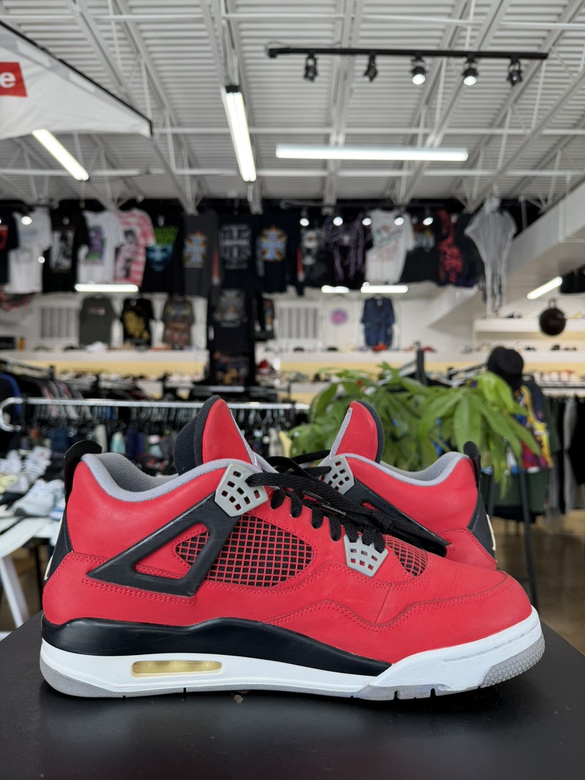 Jordan Brand Air Jordan 4 Toro Bravo Size 12 (2013) Size US 12 / EU 45 - 3 Thumbnail