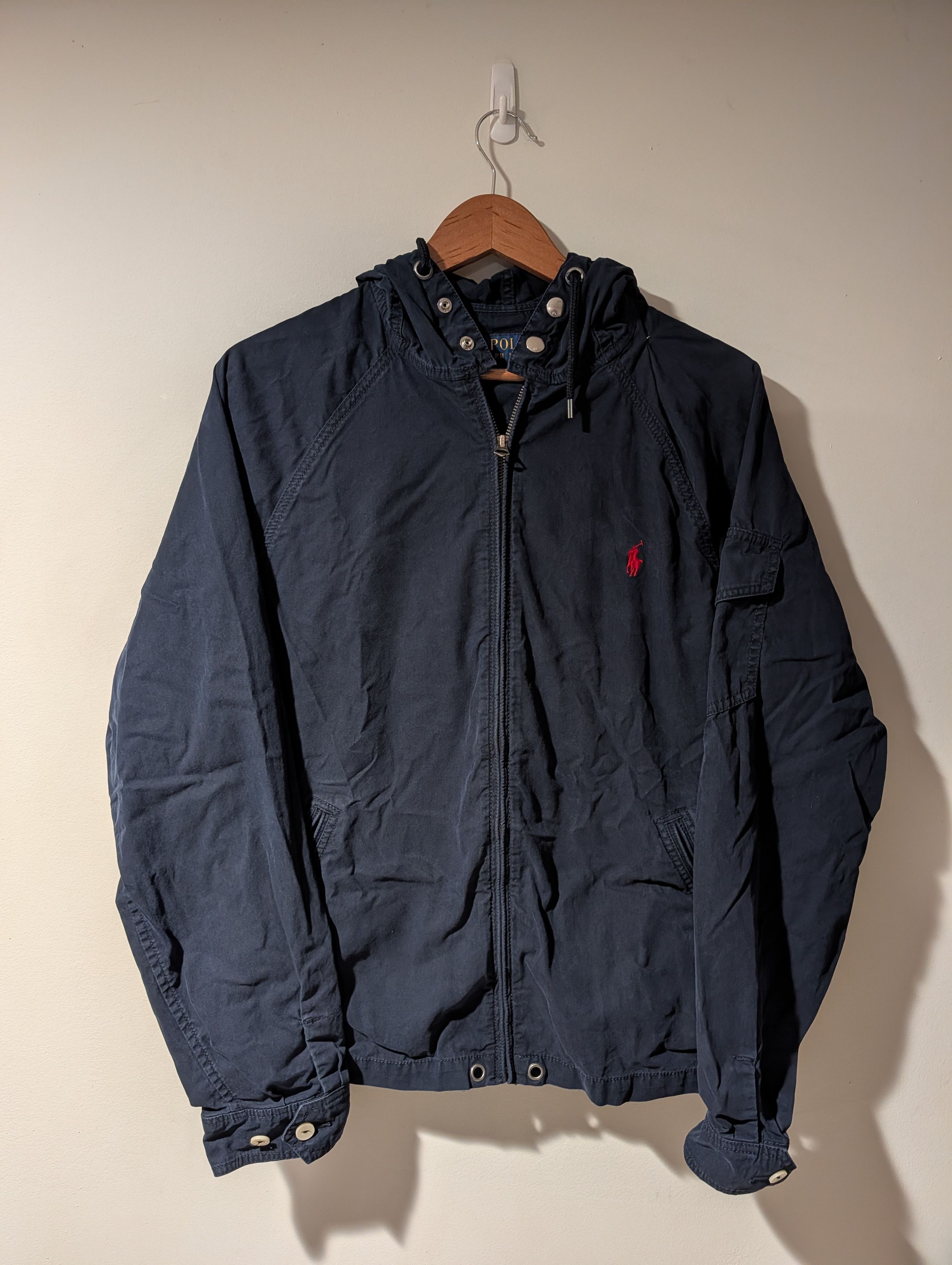 Polo Ralph Lauren Polo Ralph Lauren Hooded Windbreaker Jacket Navy Red Pony Size US L / EU 52-54 / 3 - 1 Thumbnail