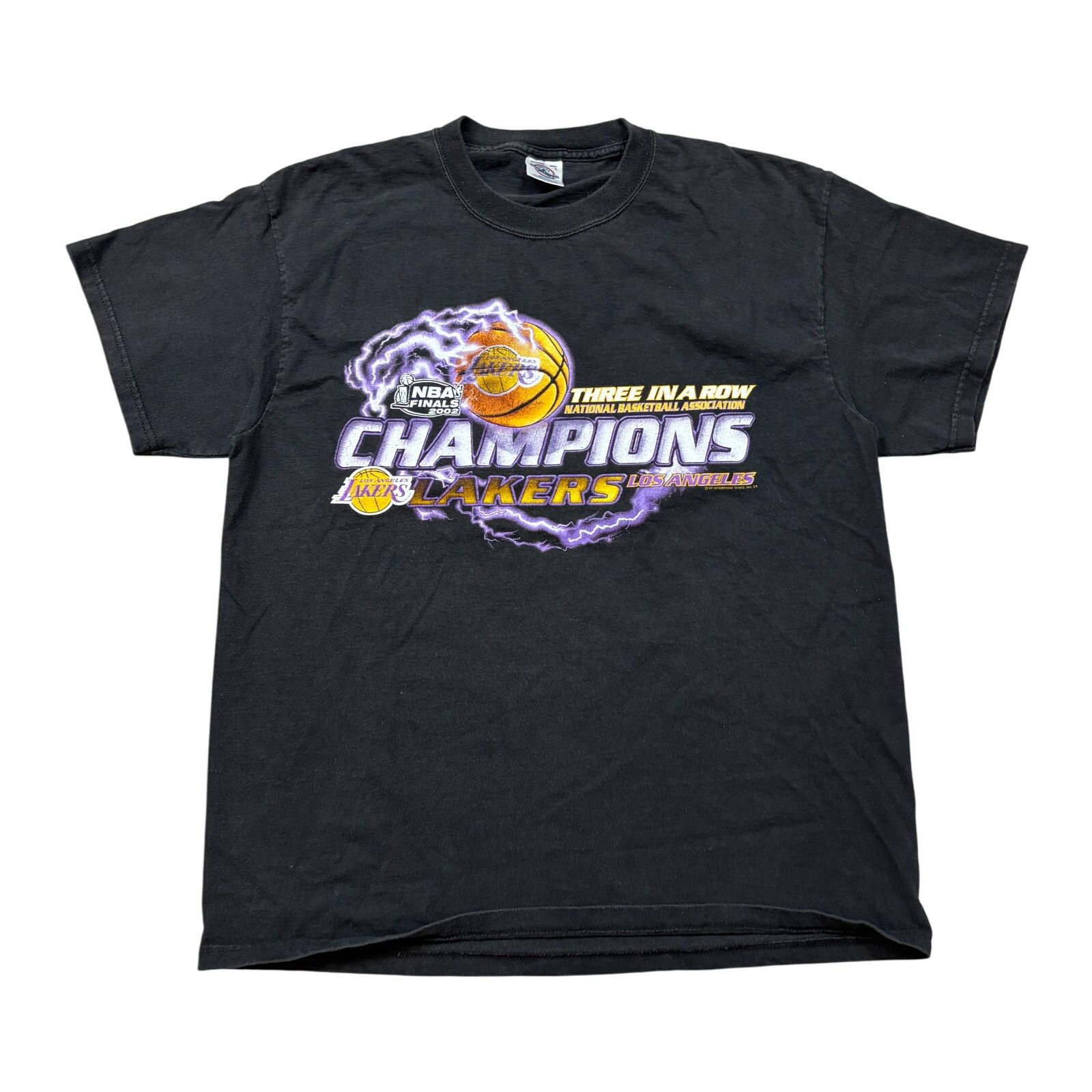 Delta × Vintage Rare Vintage 2002 NBA Finals 2002 Lakers T Shirt Men's Large Size US L / EU 52-54 / 3 - 1 Thumbnail