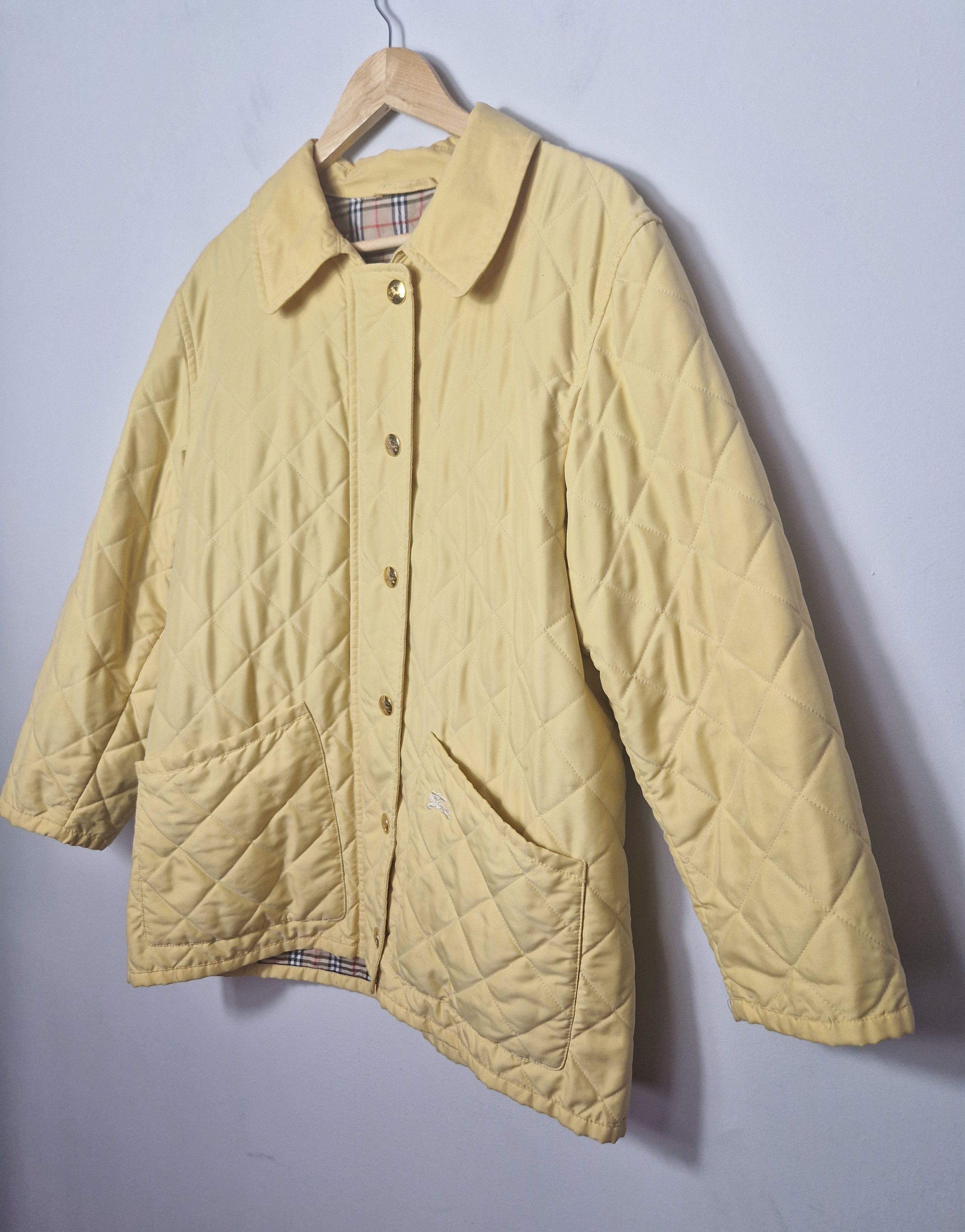 Burberry Burberry vintage yellow barn jacket Size XL / US 12-14 / IT 48-50 - 3 Thumbnail