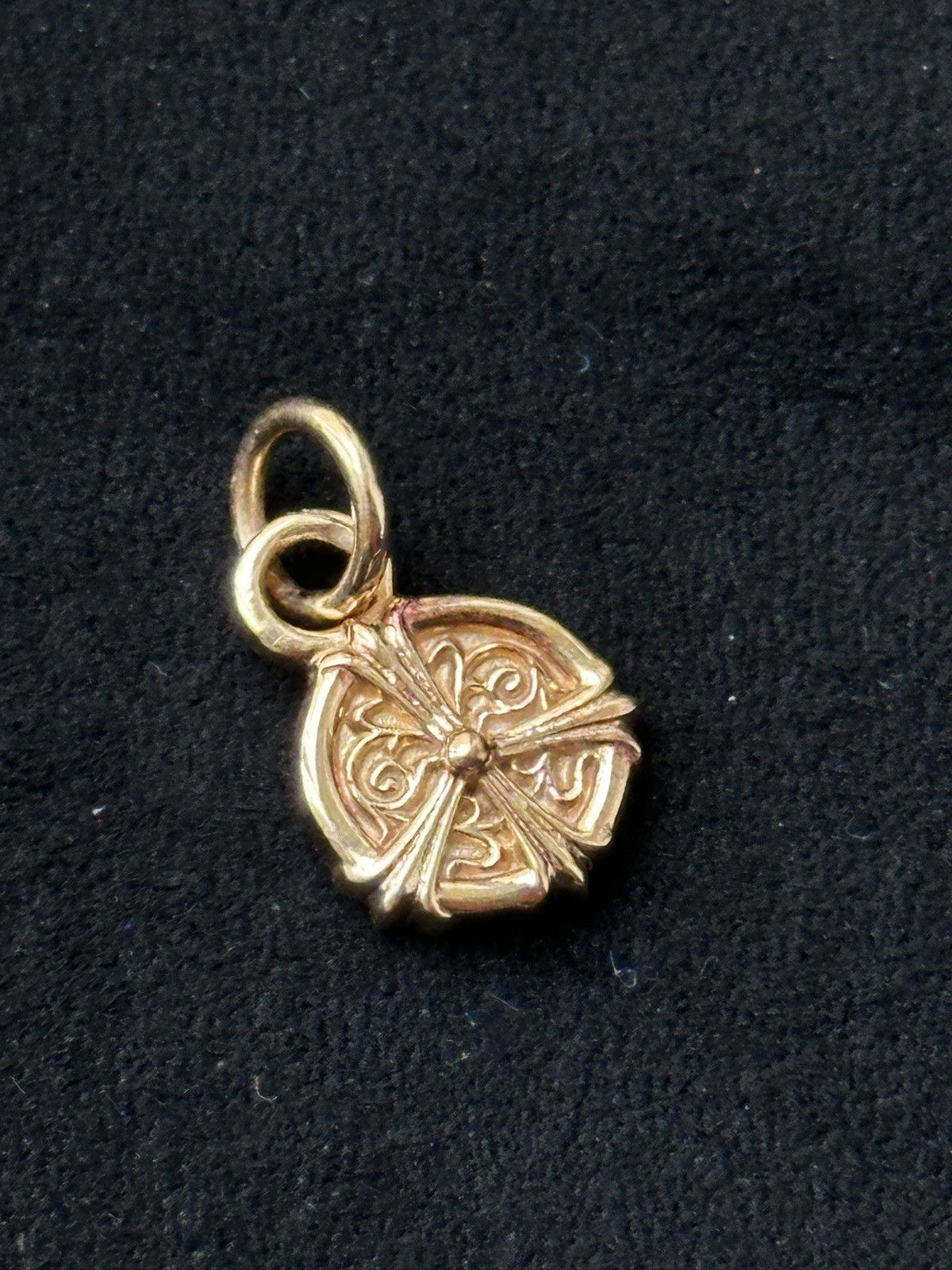Chrome hearts peace charm