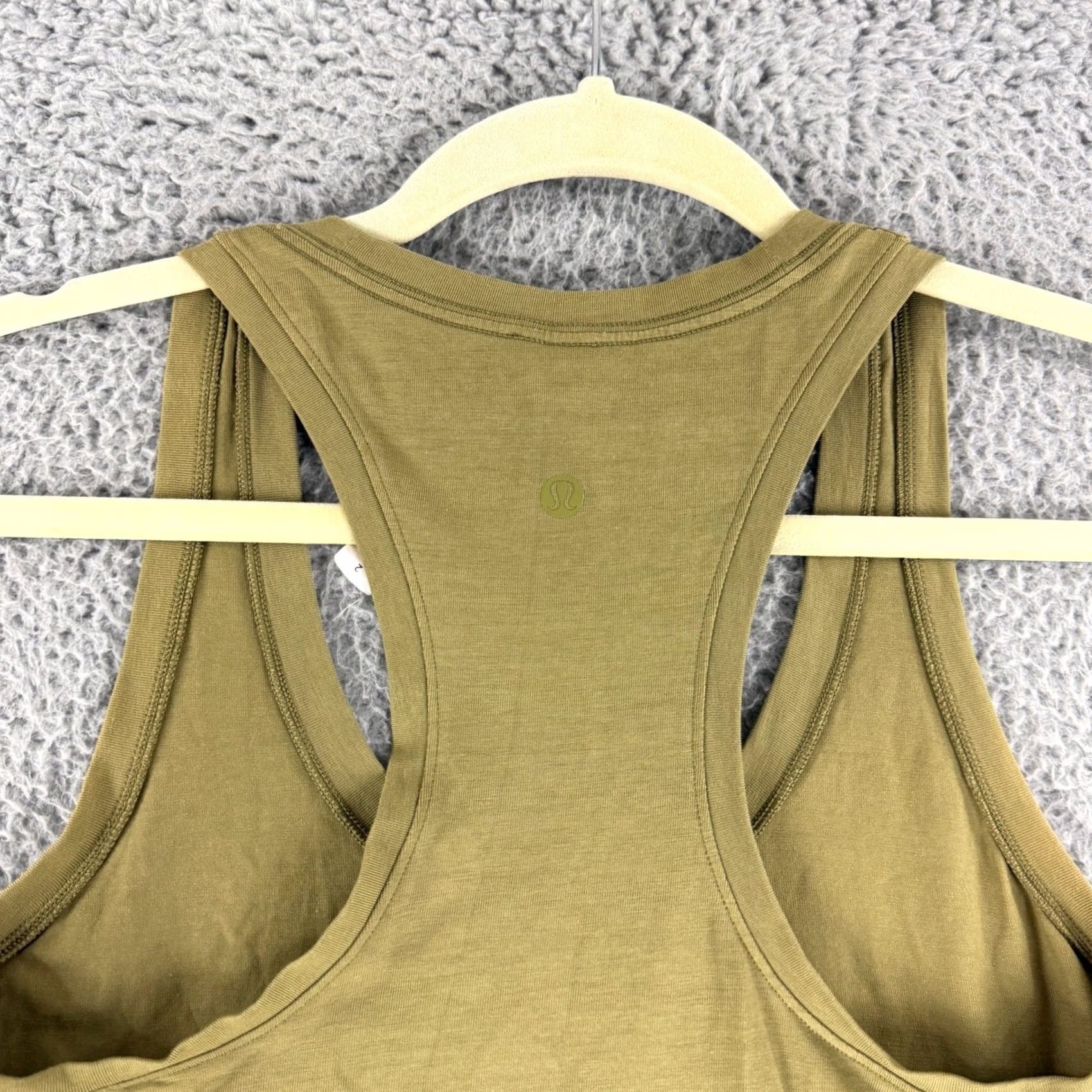 Lululemon Lululemon Love Tank Top Womens 2 Green Pima Cotton Racerback Size XS / US 0-2 / IT 36-38 - 8 Thumbnail