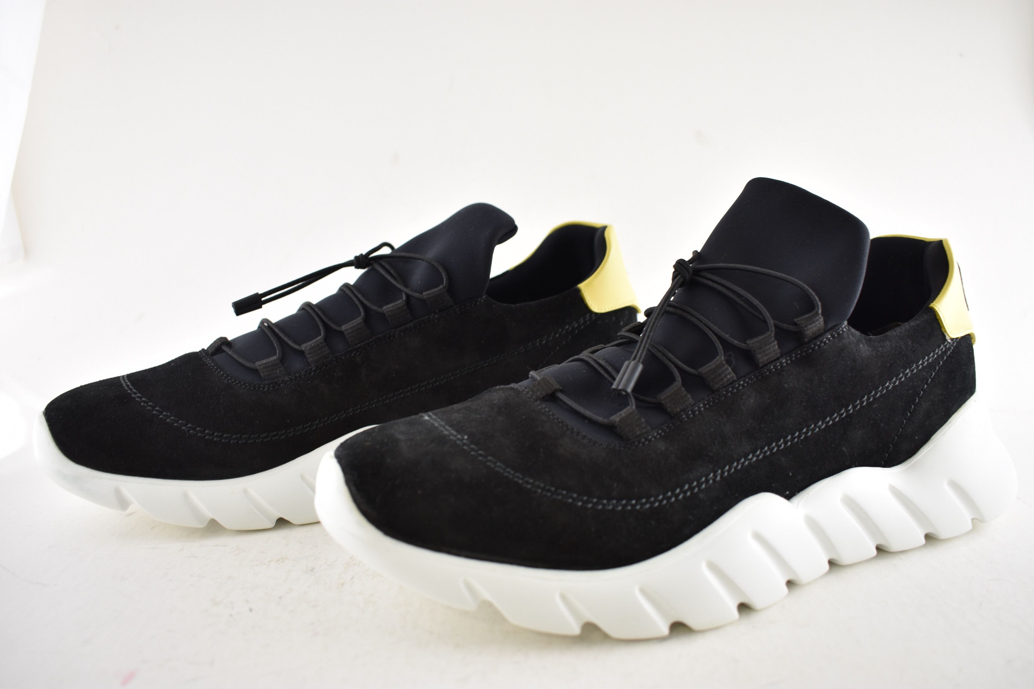 Fendi Fendi White Yellow Runner Trainer Sneaker UK 9.5 US 10.5 Size US 10.5 / EU 43-44 - 9 Thumbnail