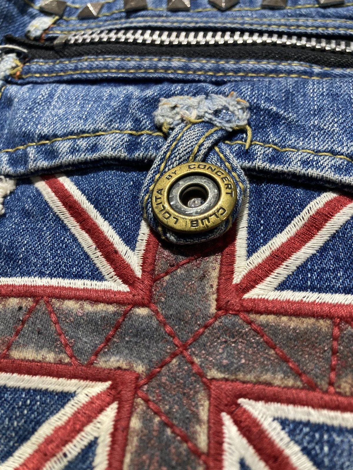 Japanese Brand 2000s Lolita Y2k Studded Faded 3/4 Jeans Pants Lgb Punk Size US 32 / EU 48 - 10 Thumbnail