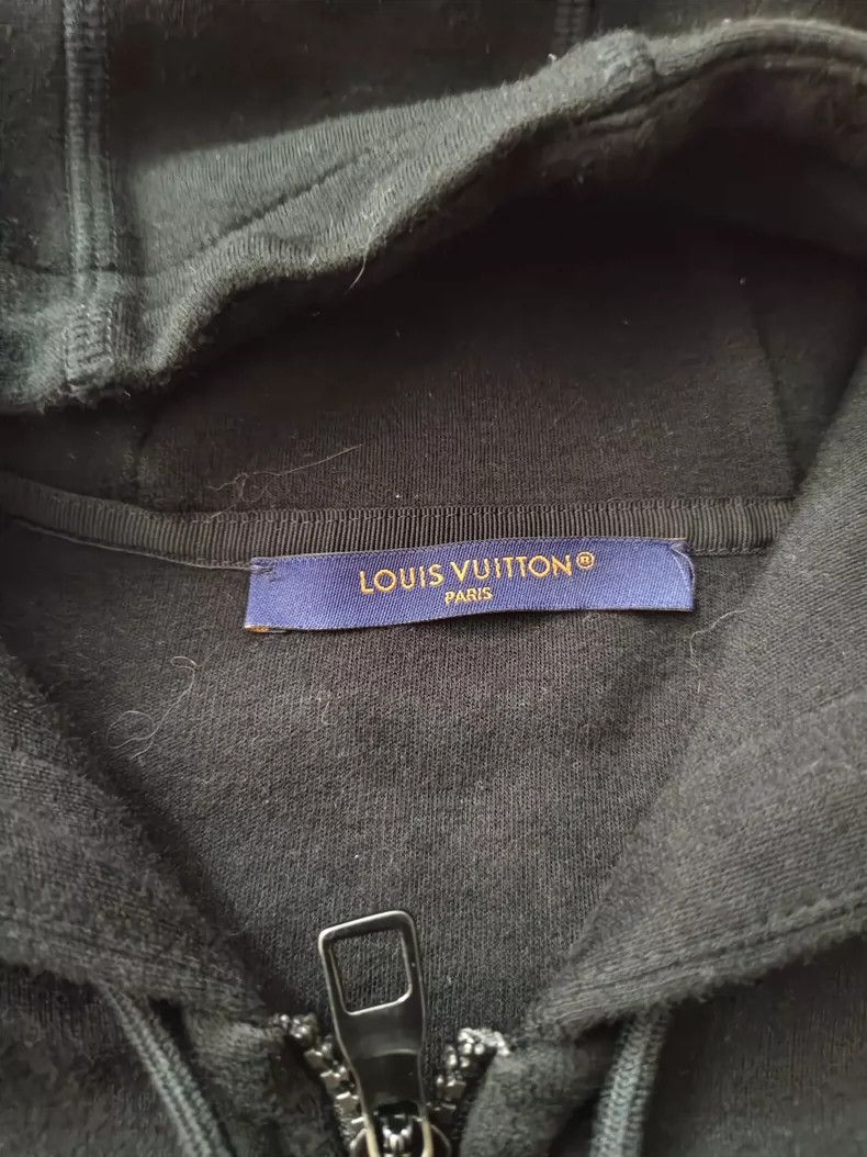 Louis Vuitton Louis Vuitton Black hooded sweatshirt Size US M / EU 48-50 / 2 - 3 Thumbnail
