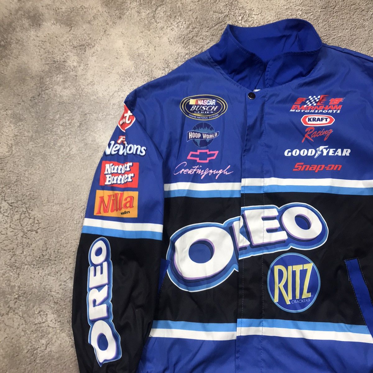 Vintage Vintage 90s NASCAR Oreo Racing Jacket Streetwear Graphic L Size US L / EU 52-54 / 3 - 2 Thumbnail