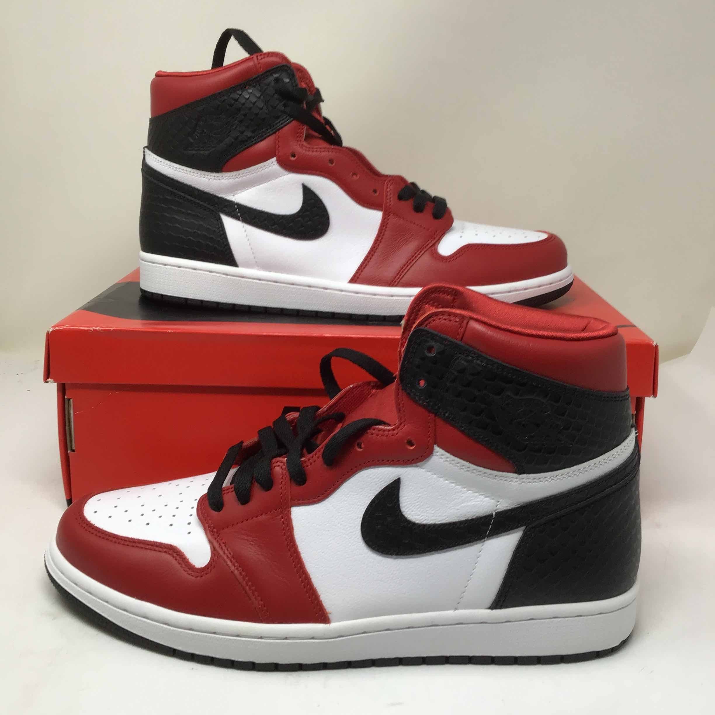 Sneakers Jordan Satin Snake Snipes Air Jordan High Og Satin Red