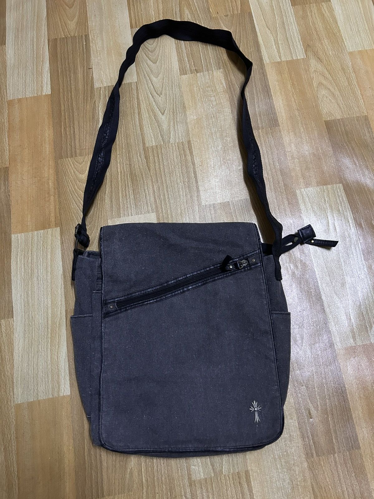 Japanese Brand FABRIC CONNECTION CROSS LOGO SLING BAG‼️ Size ONE SIZE - 1 Thumbnail