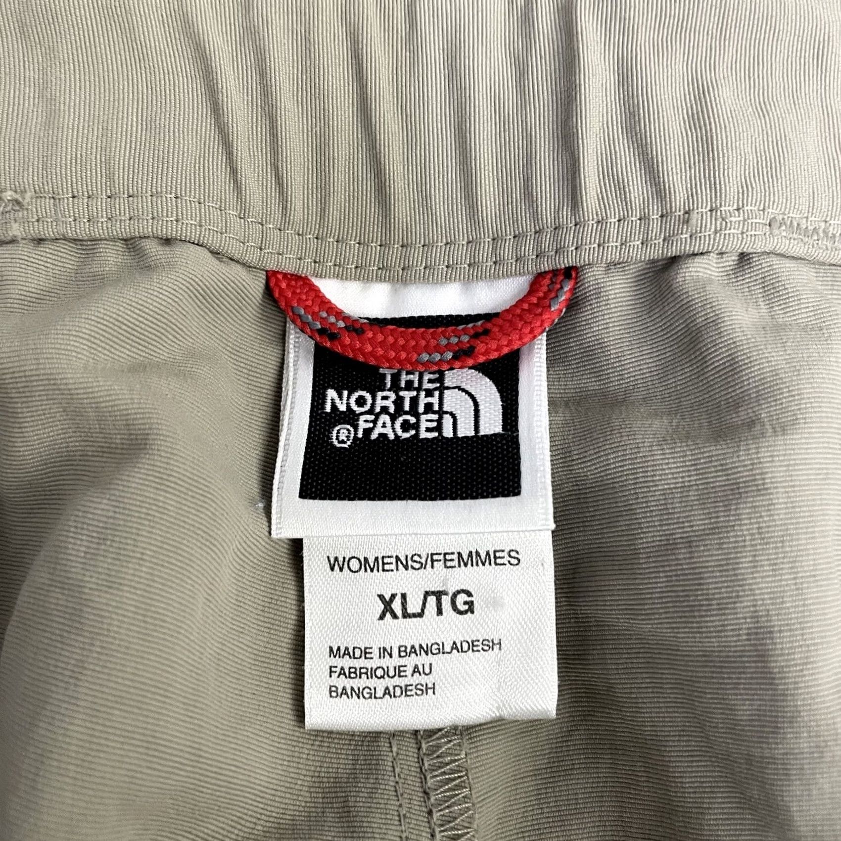 The North Face VINTAGE The North Face Beige Convertible Hiking Pants Womens Size XL Size 40" / US 18 - 4 Thumbnail