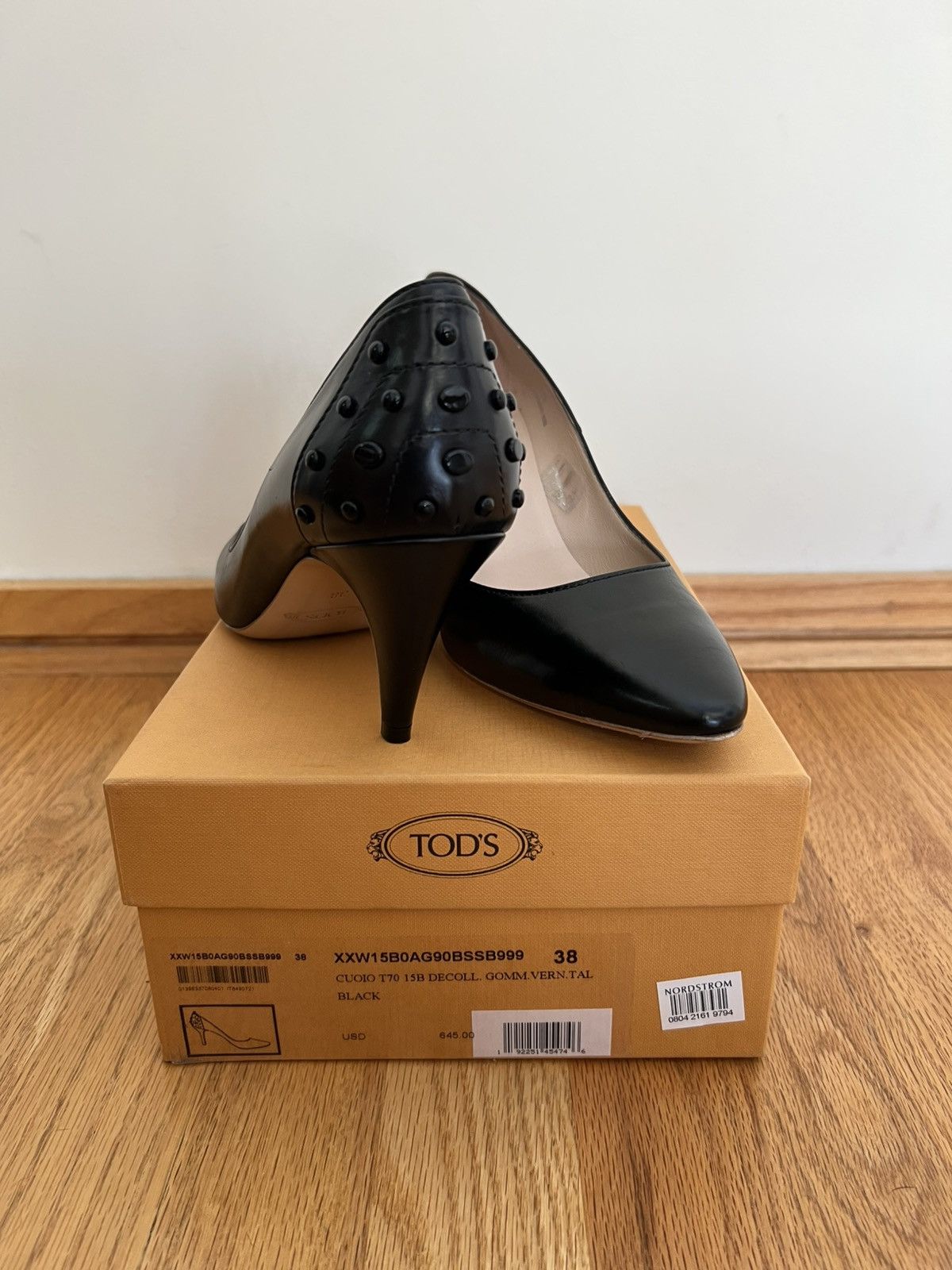 Tod's Tod’s Pump Heel - 38 Black with Studded Heel Size US 8 / IT 38 - 3 Thumbnail