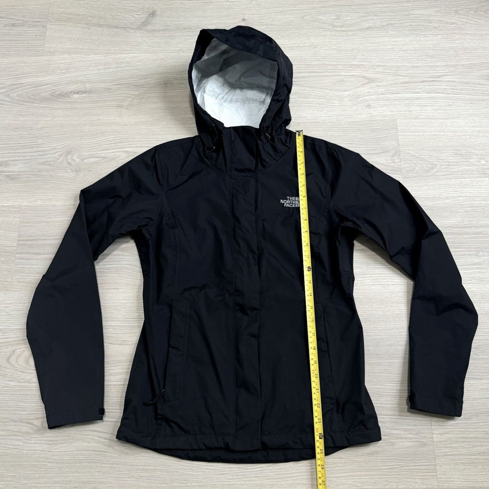 The North Face VINTAGE Womens The North Face Venture 2 Jacket Hooded Waterproof DryVent Black XS Womens Size XS / US 0-2 / IT 36-38 - 3 Thumbnail
