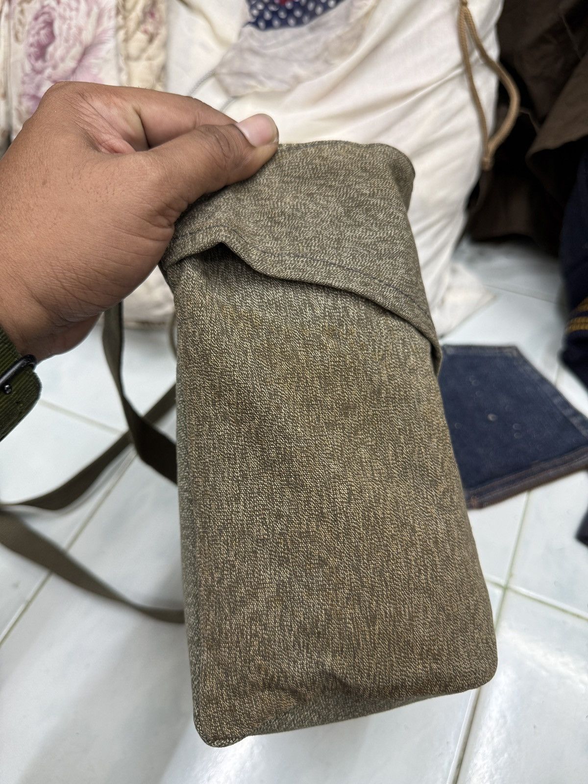 Swiss Legend 🔥🔥🔥ARCHIVE VINTAGE SWISS ARMY SALT & PEPPER BAG Size ONE SIZE - 5 Thumbnail