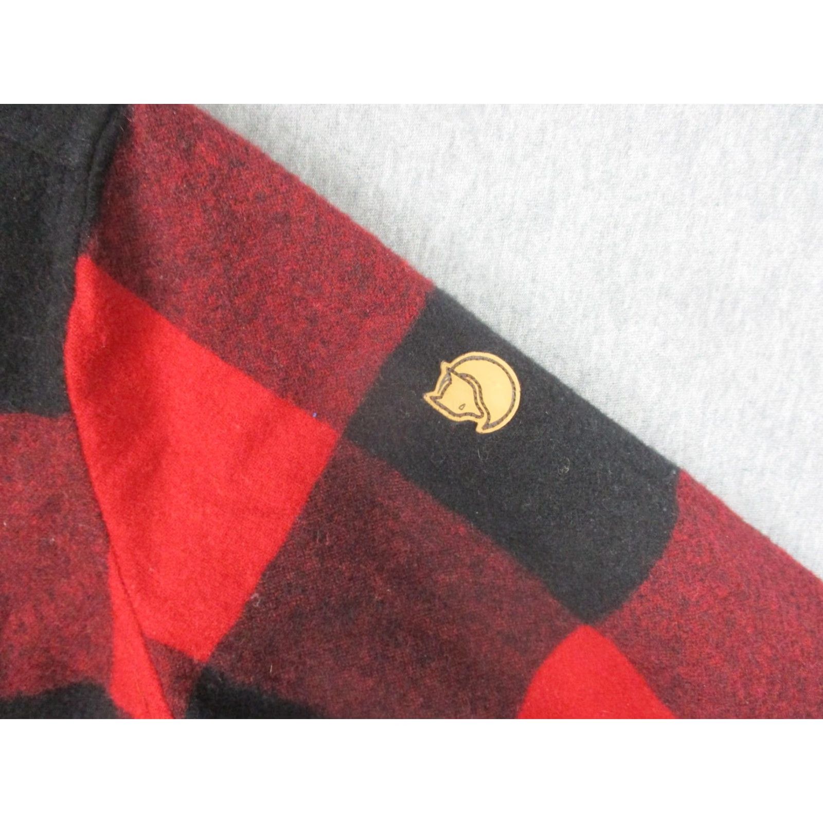 Vintage Fjällräven Shirt Womens Medium Red Black Canada Wool Blend Buffalo Plaid Snap Size M / US 6-8 / IT 42-44 - 5 Thumbnail