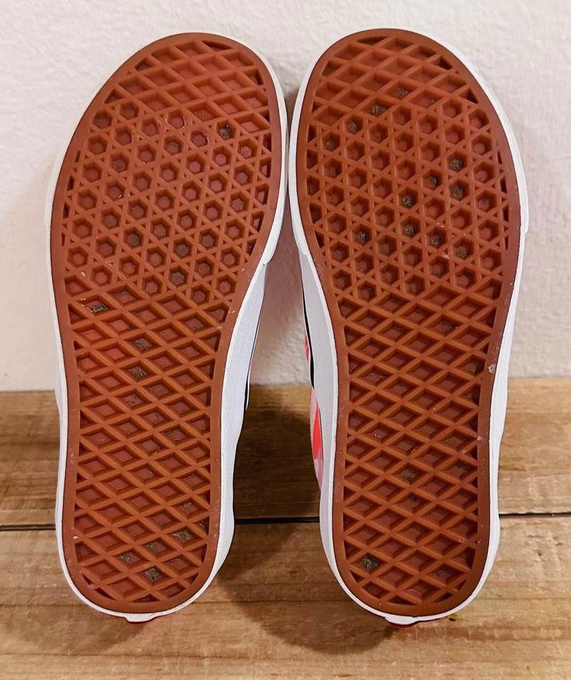 Vans Vans 'Bright Vibrations' Girl's Classic Slip-On Shoes Size US 5 / EU 37 - 6 Thumbnail