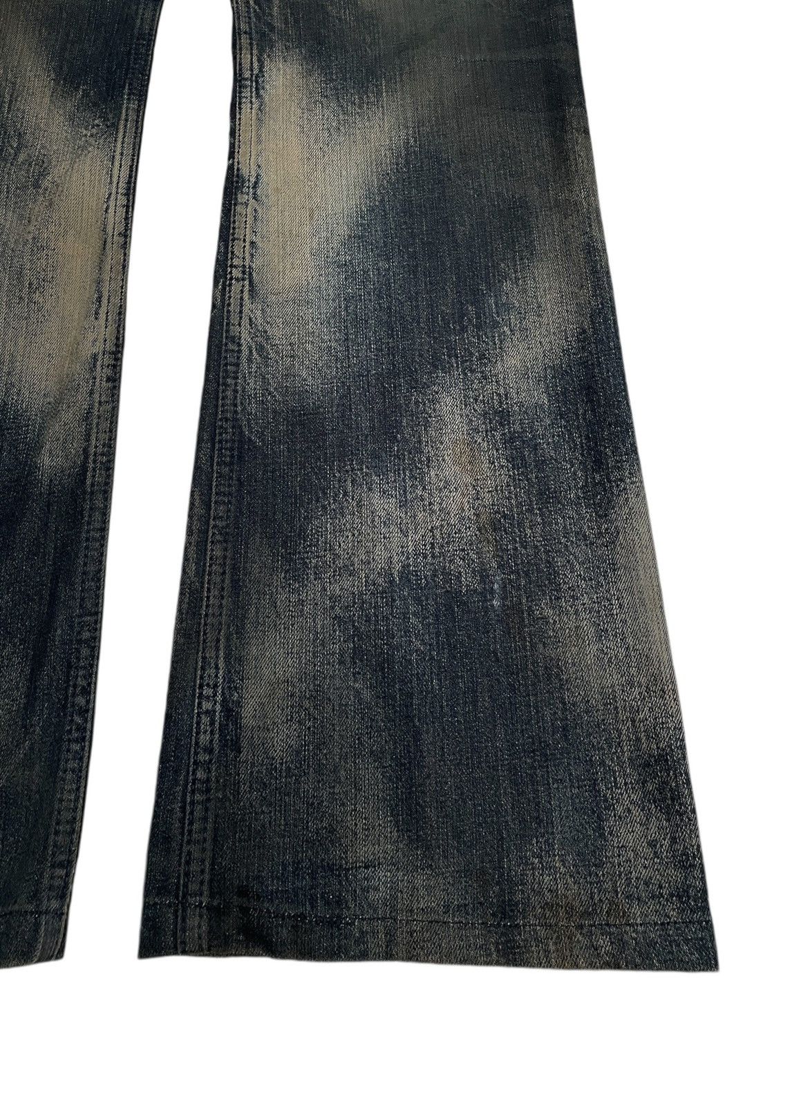 semanticdesign Vintage Semantic Design Studded Flared Waxed Jeans 1990s Size US 31 - 6 Thumbnail