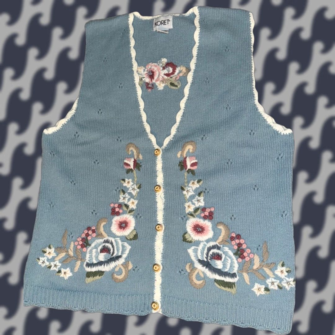 Vintage VINTAGE Koret Vest Shirt Womens S Light Blue Embroidered Button Beaded Flowers V-Neck Sleeveless Size S / US 4 / IT 40 - 1 Thumbnail