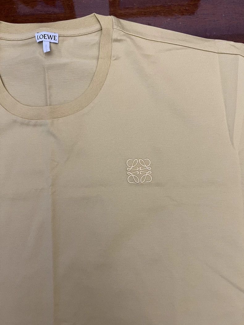 Loewe LOEWE T-shirt Size S / US 4 / IT 40 - 2 Thumbnail