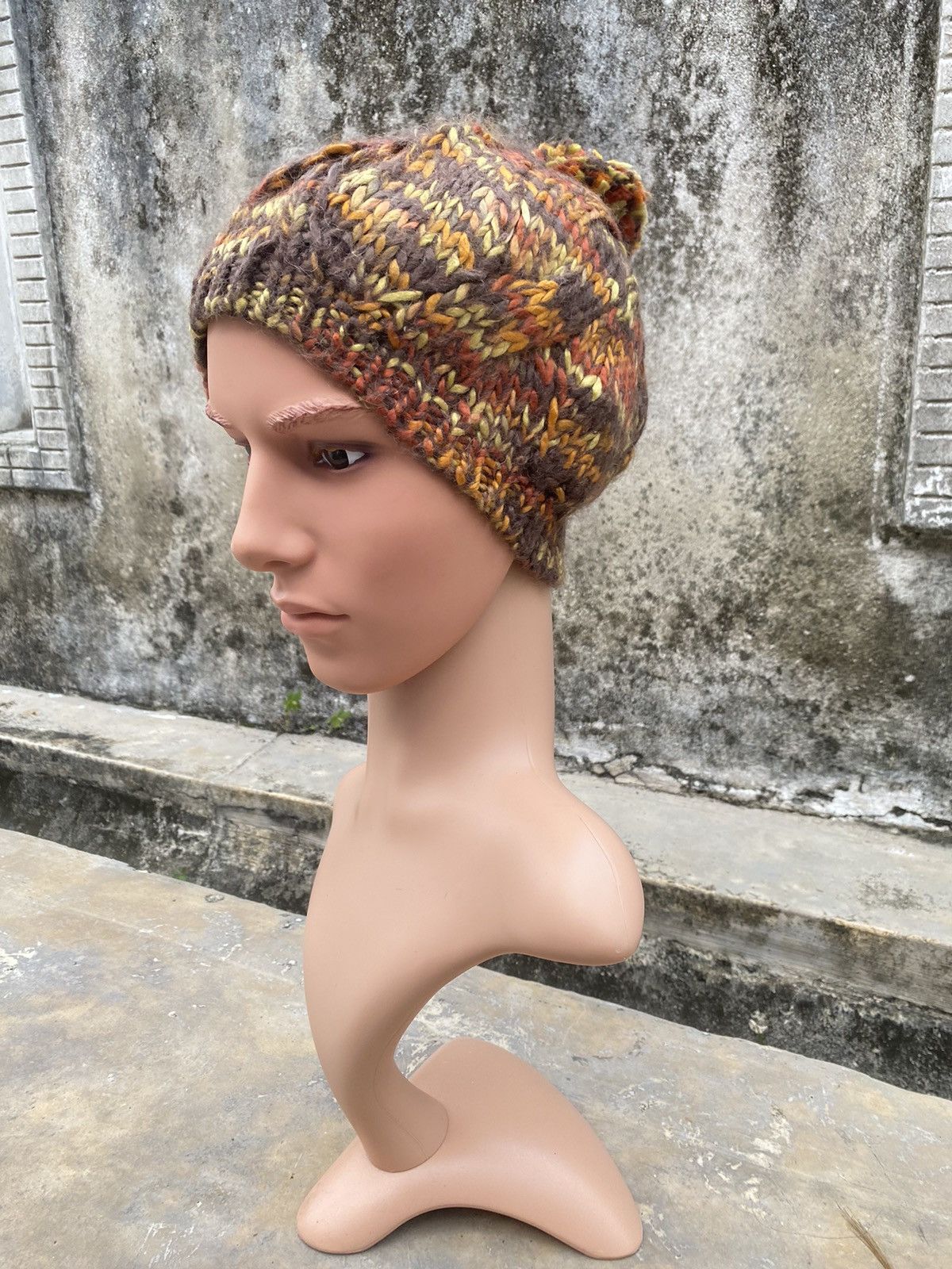 Other Amina Cable Knitted Snow Winter Cap Size ONE SIZE - 2 Thumbnail