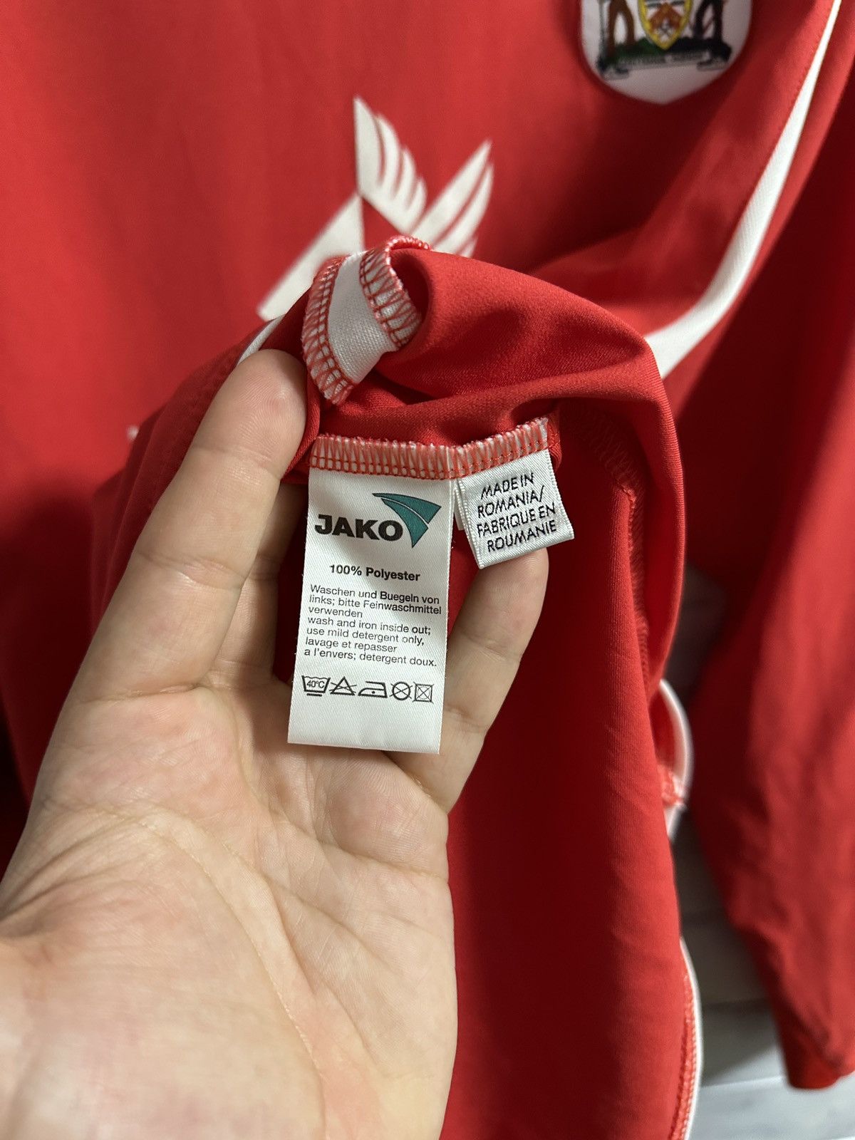 Vintage Rare Vintage Long-Sleeve Jako Barnsley Perrys Austin Size US L / EU 52-54 / 3 - 11 Thumbnail