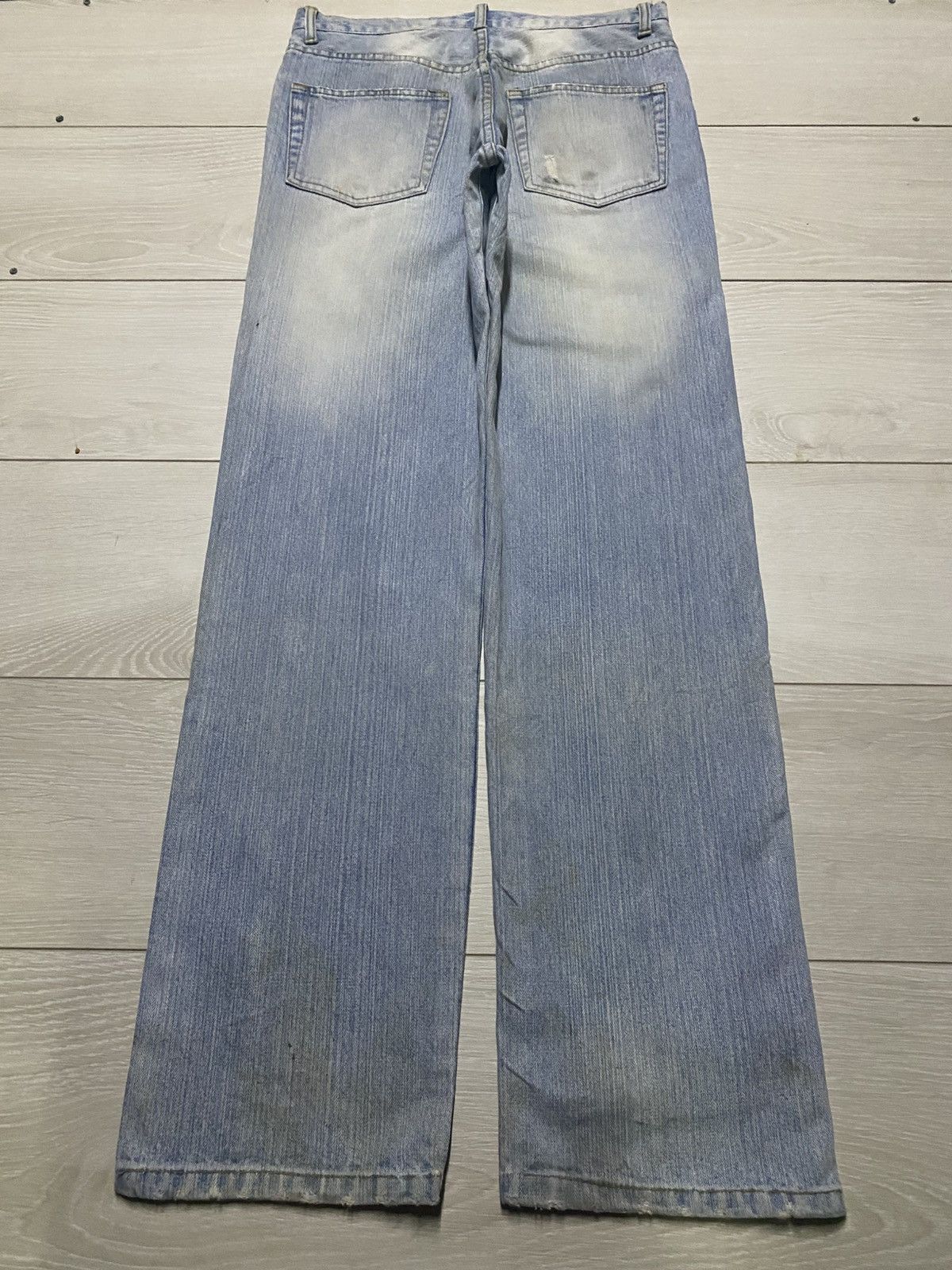 Vintage Vintage Japanese Brand Faded Light Wash Loose Jeans Size US 30 / EU 46 - 2 Thumbnail