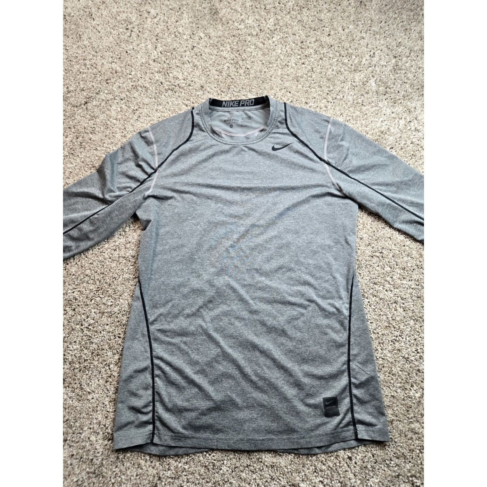 Nike Nike Pro Dri-Fit Shirt Mens Medium Gray Long Sleeve Vented Fitted Stretch Size US M / EU 48-50 / 2 - 4 Thumbnail