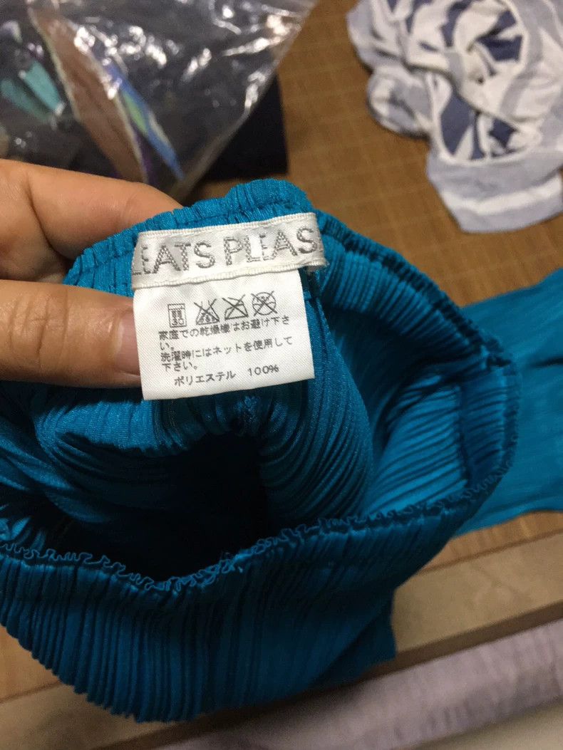 Issey Miyake Issey Miyake size:3 Blue flower bud trousers Size 31" - 2 Thumbnail