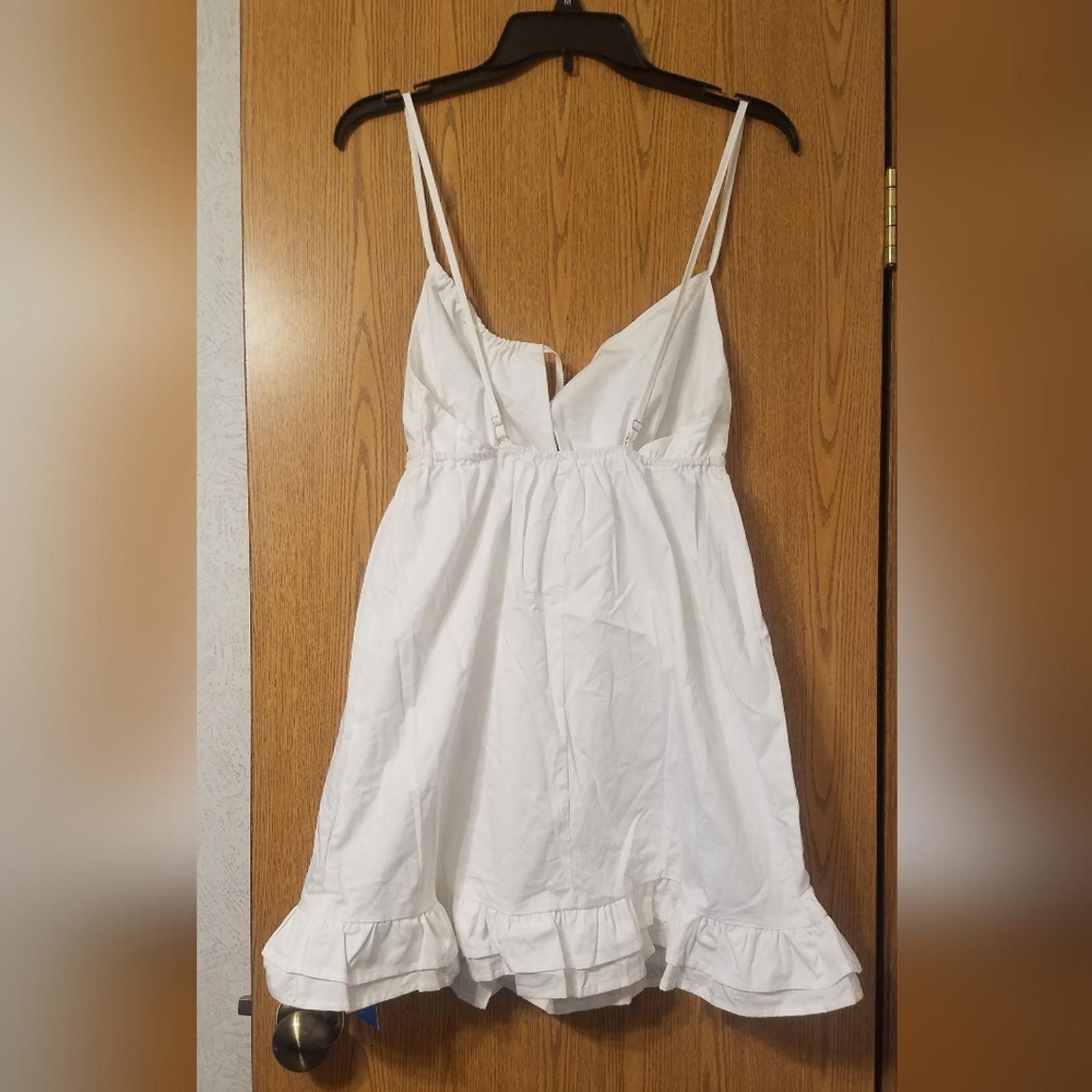 Designer NWT Cupshe White Ruffle Hem Dress Size Small Size S / US 4 / IT 40 - 2 Thumbnail