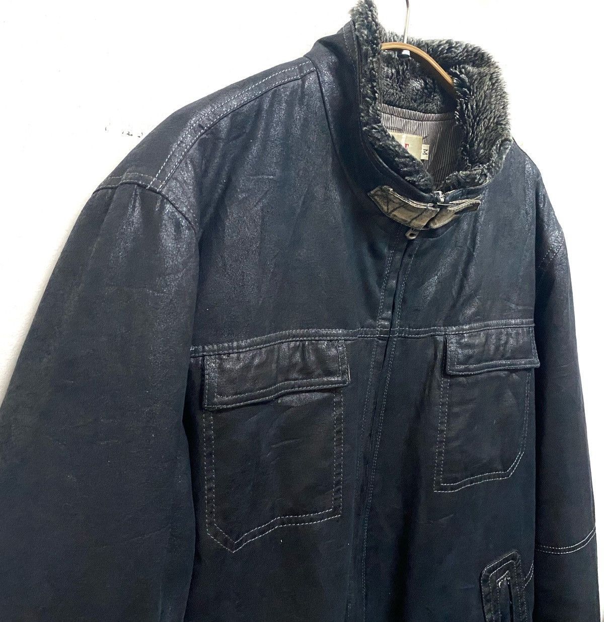 Vintage Vintage ELLE Wax Leather Jacket Furry Size US M / EU 48-50 / 2 - 2 Thumbnail