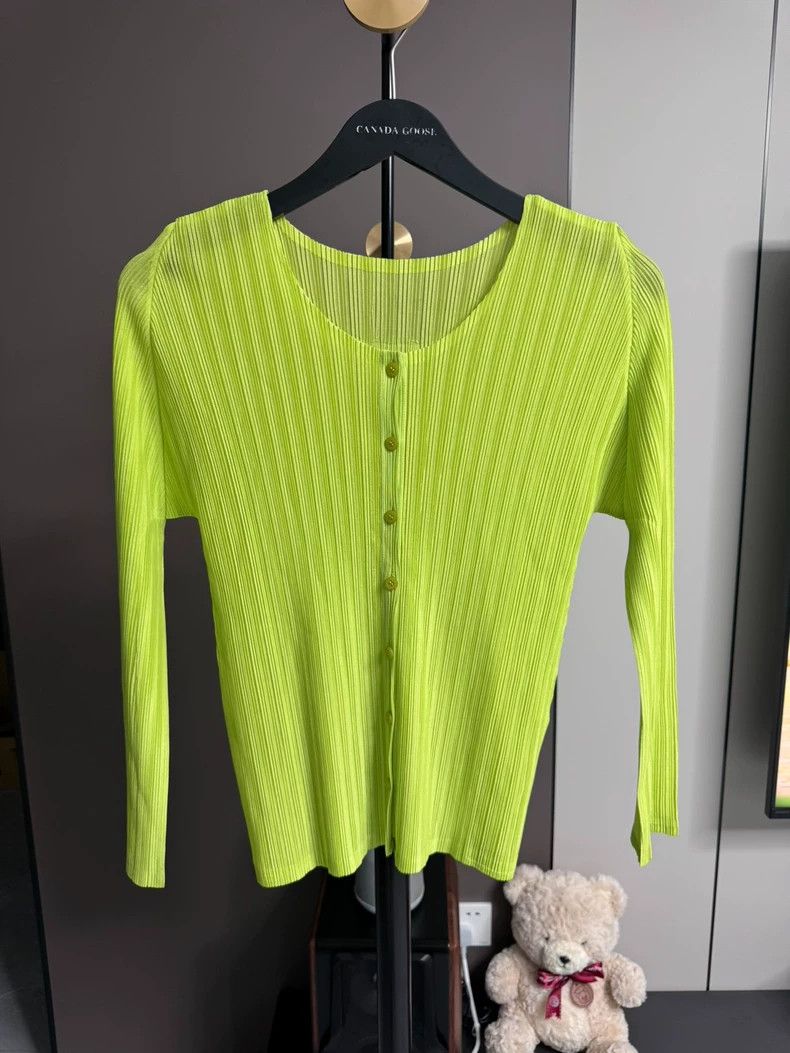 Issey Miyake Issey Miyake size:3 Green ribbed cardigan Size S / US 4 / IT 40 - 1 Thumbnail
