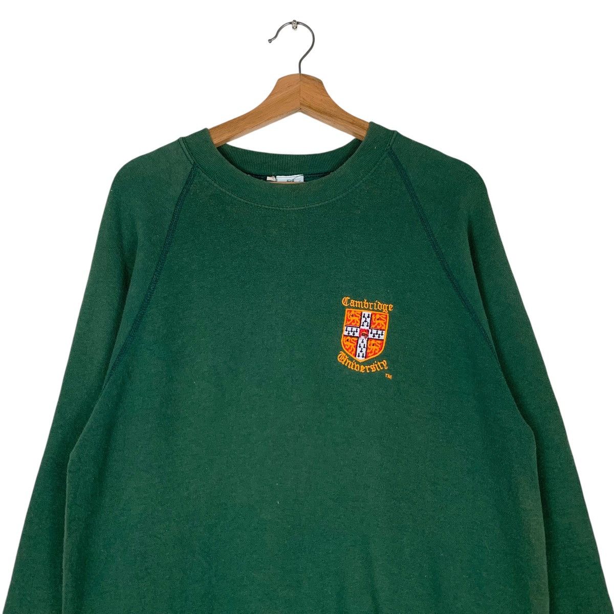 Vintage CAMBRIDGE UNIVERSITY EMBROIDERERS Green Sweatshirt #1413-C64 Size US L / EU 52-54 / 3 - 2 Thumbnail