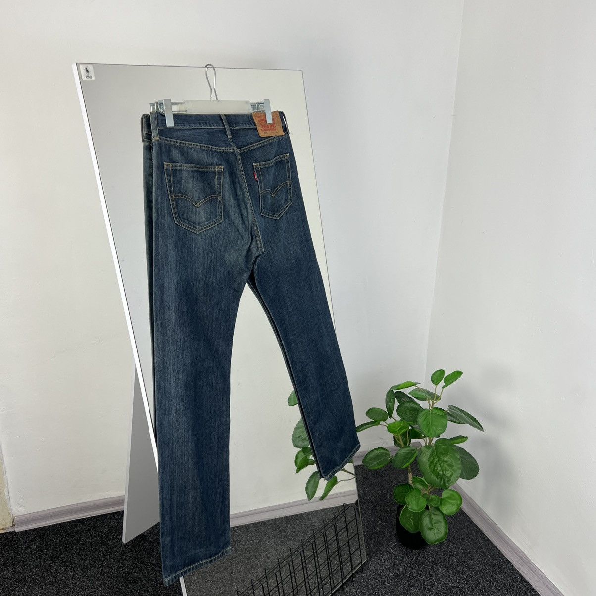 Levi's Vintage Y2K 501 Levi’s Blue Denim Baggy Jeans Size US 34 / EU 50 - 1 Thumbnail