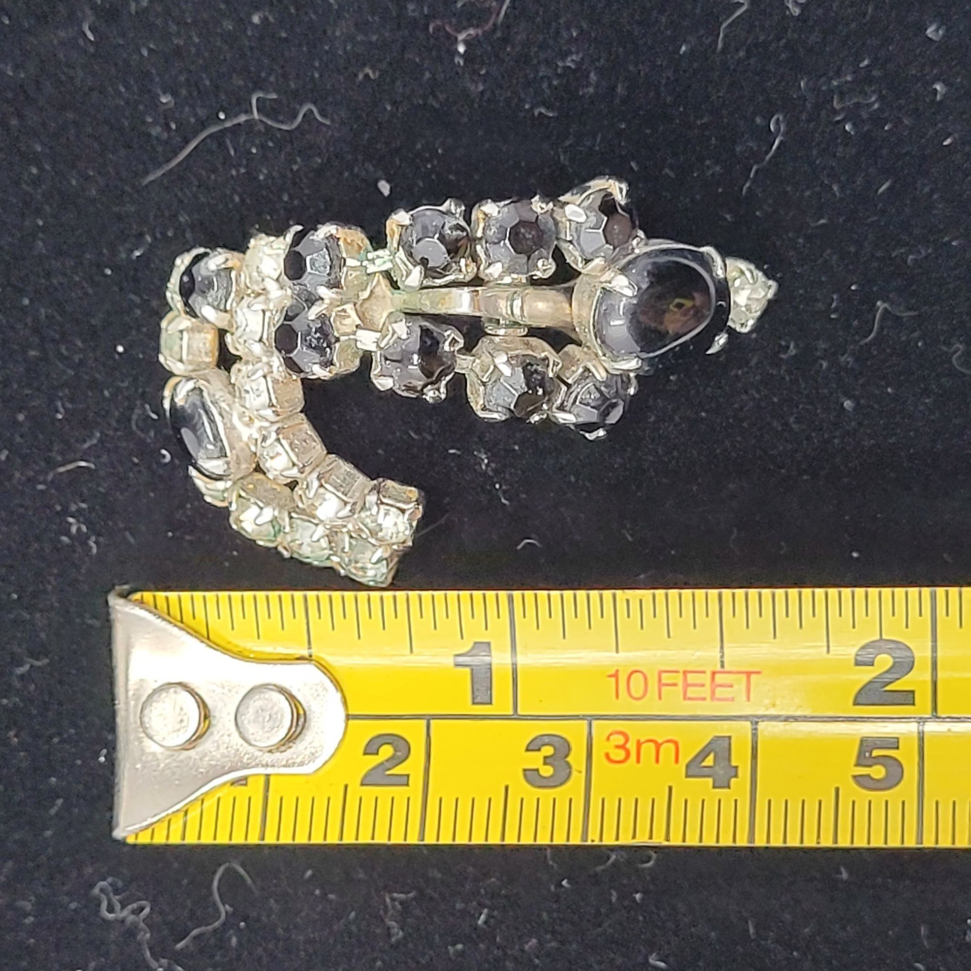 Vintage Vtg 40s Art Deco Black Rhinestone Clip-On Earrings Abstract Size ONE SIZE - 3 Thumbnail