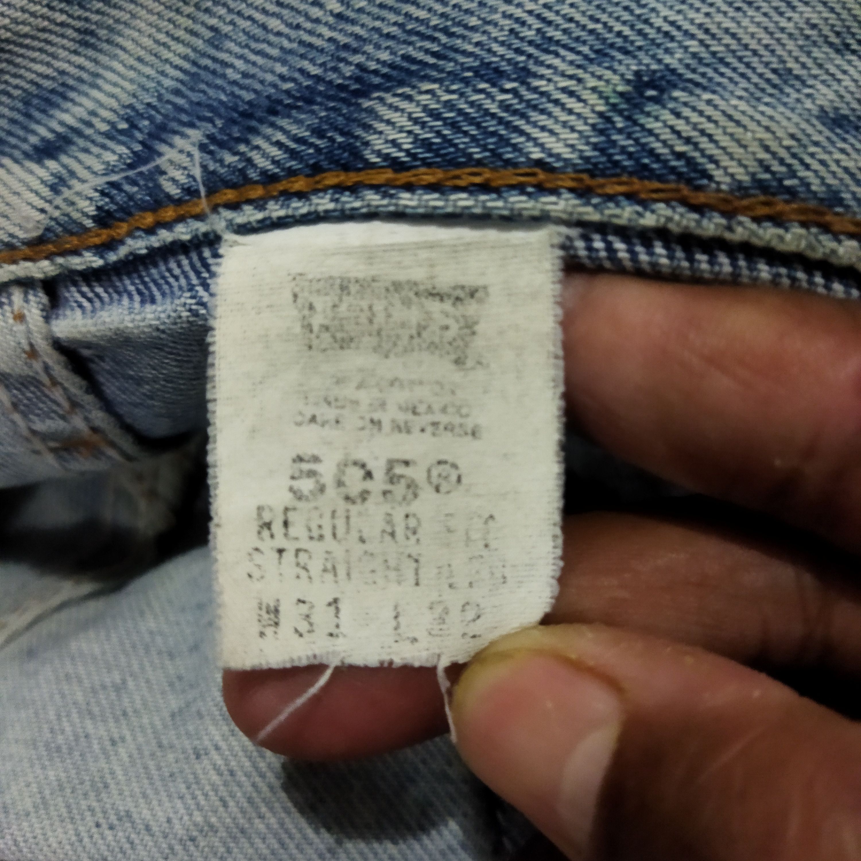 Levi's × Vintage VINTAGE LEVIS 505 DISTRESSED FADED BLUE JEANS PANTS Size US 31 - 11 Thumbnail