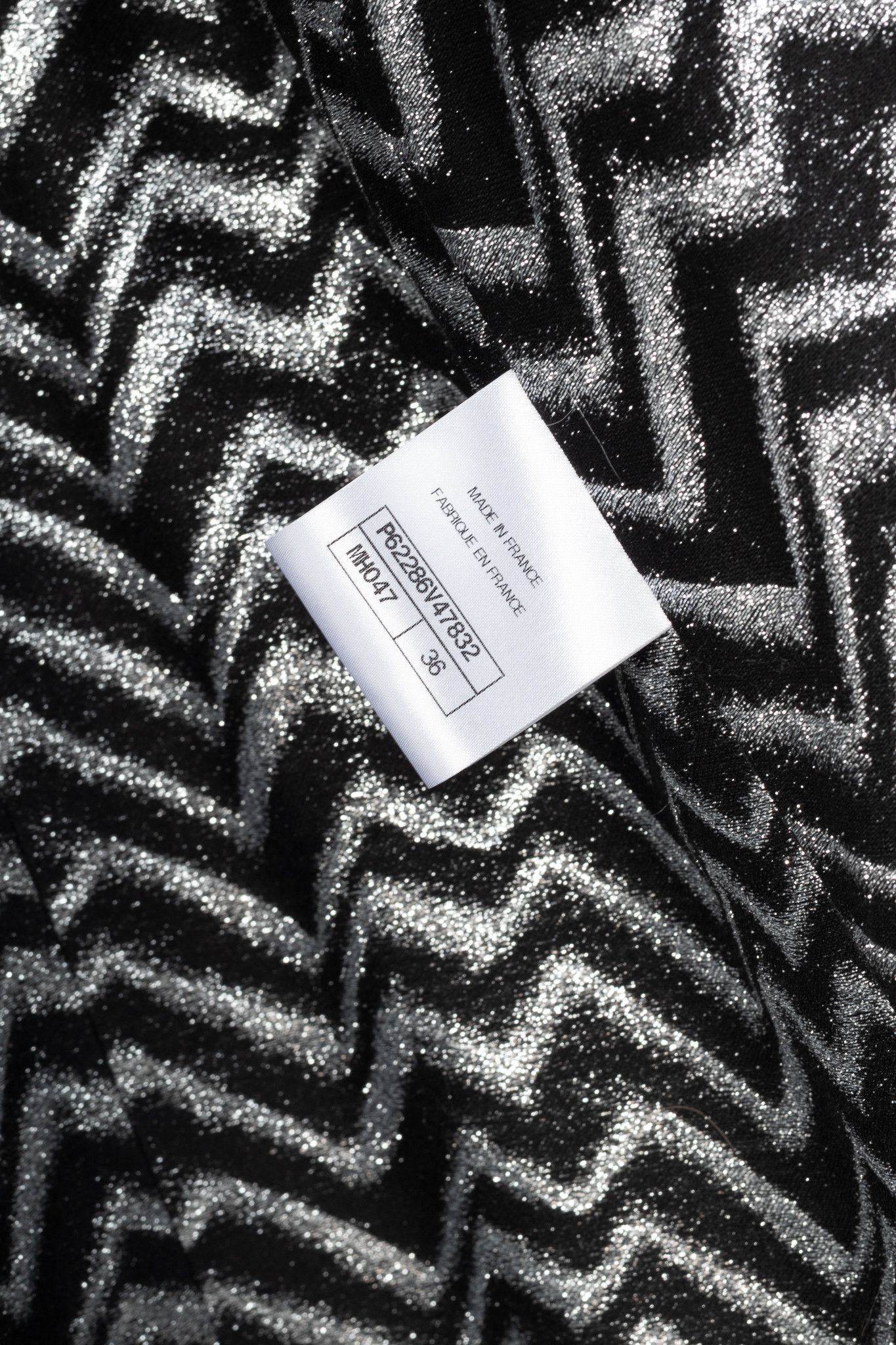 Chanel Chanel AW/19 Runway White/Black Houndstooth Wool-Tweed Coat Size S / US 4 / IT 40 - 13 Thumbnail