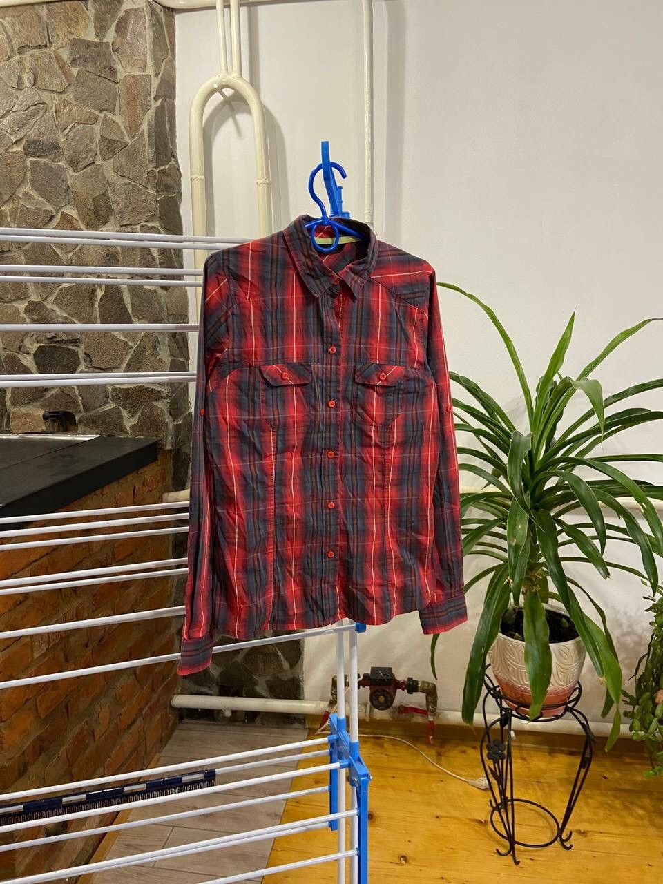 Arc'teryx Arc’teryx Red Plaid Women’s Button Shirt Size M / US 6-8 / IT 42-44 - 2 Thumbnail
