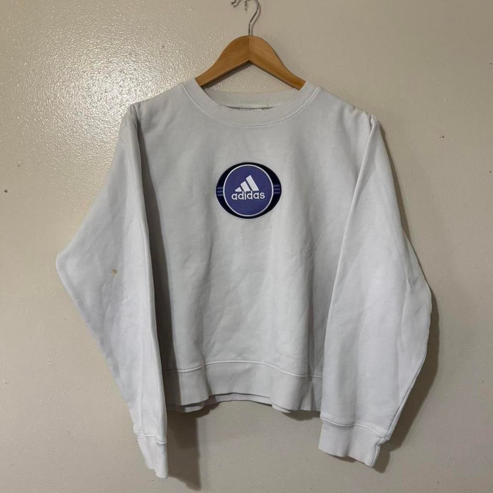Adidas Vintage Y2K Women’s Adidas Boxy Fit Embroidered Crewneck Size XL / US 12-14 / IT 48-50 - 1 Thumbnail