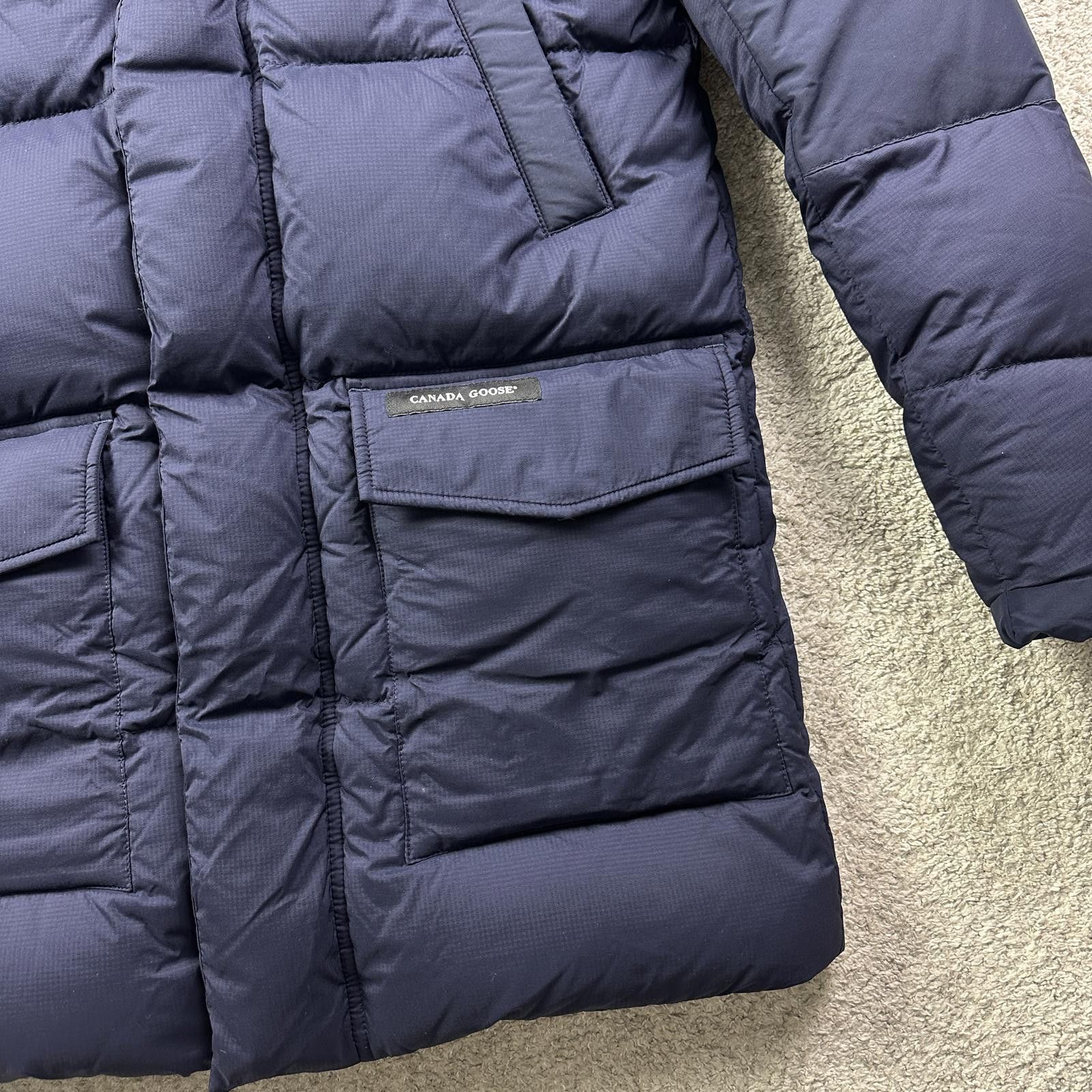 Canada Goose Canada Goose Armstrong Parka Size M Size US M / EU 48-50 / 2 - 4 Thumbnail