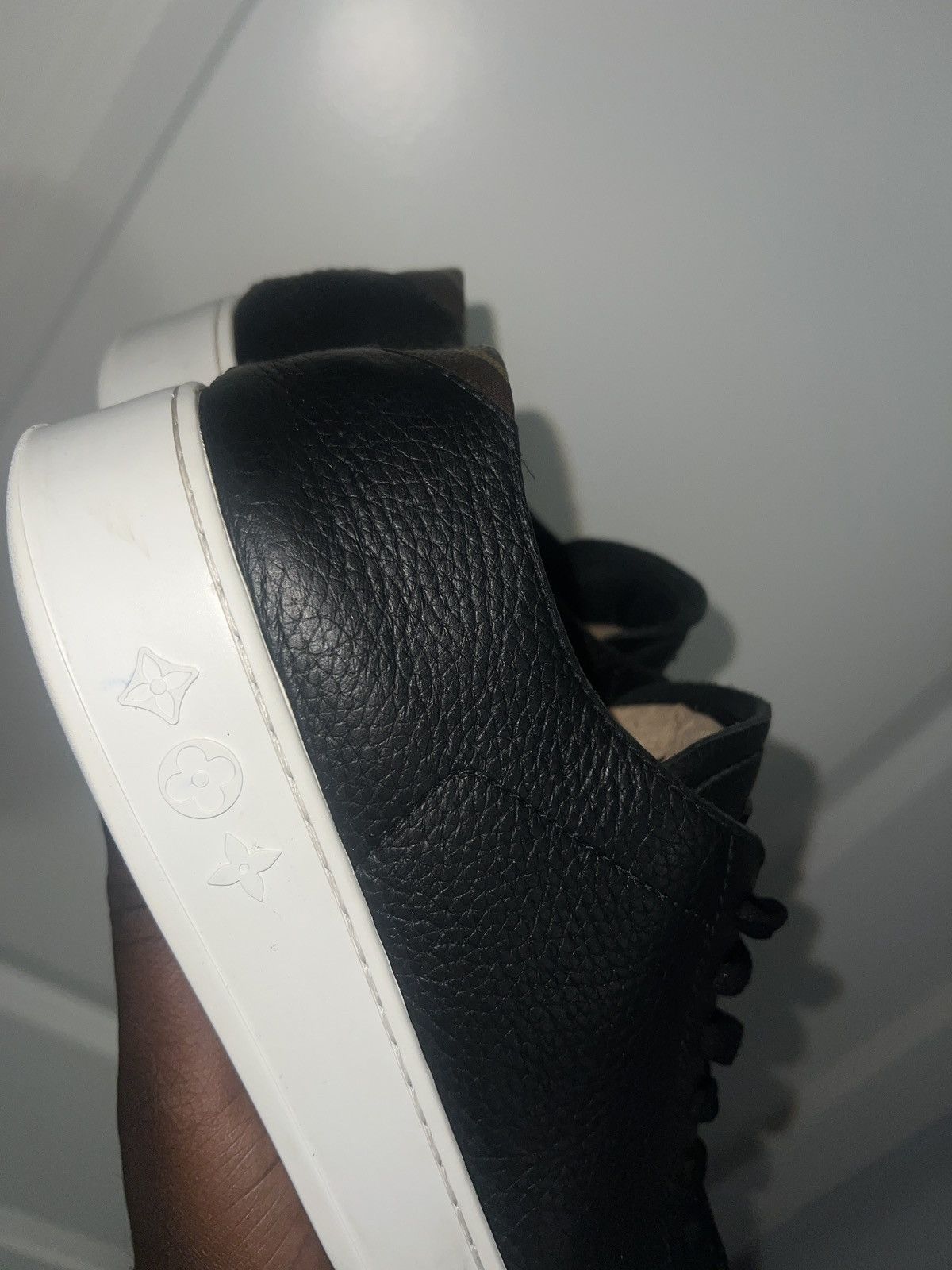 Louis Vuitton Louis Vuitton Leather Trainers Size US 7.5 / EU 40-41 - 14 Thumbnail