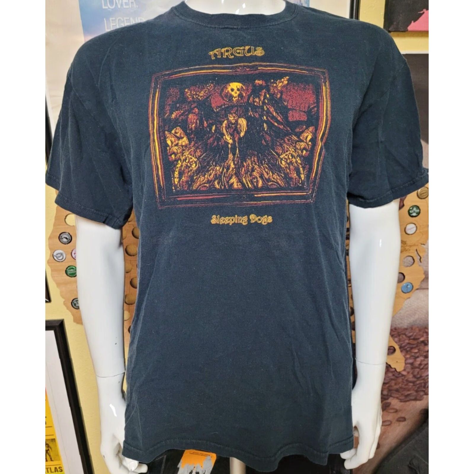 Gildan VTG Argus Sleeping Dogs T Shirt Large Black Gildan 100% Cotton Men Heavy Metal Band Graphic Tee Size US L / EU 52-54 / 3 - 2 Thumbnail