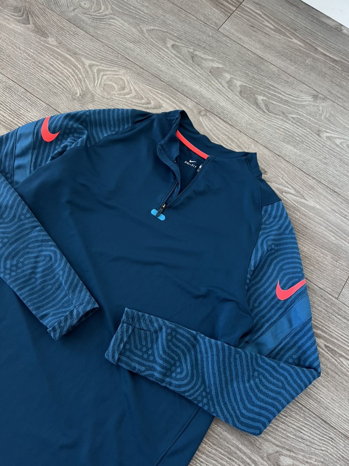 Nike Nike Dry-Fit Football Strike Drill Training 1/3 Zip Shirt Size US L / EU 52-54 / 3 - 16 Thumbnail