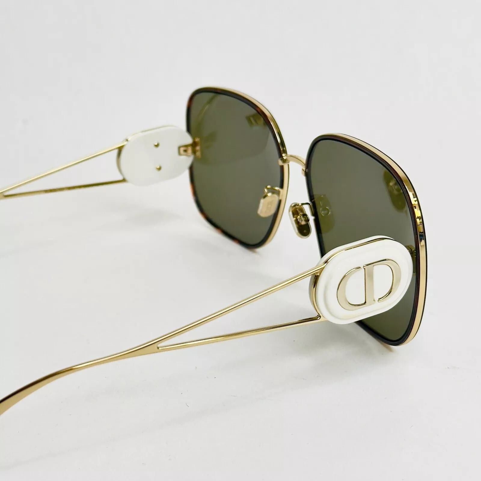 Christian Dior Monsieur CHRISTIAN DIOR DIORBOBBY Gold BOBBY S1U Sunglasses CD40050U Size ONE SIZE - 7 Thumbnail